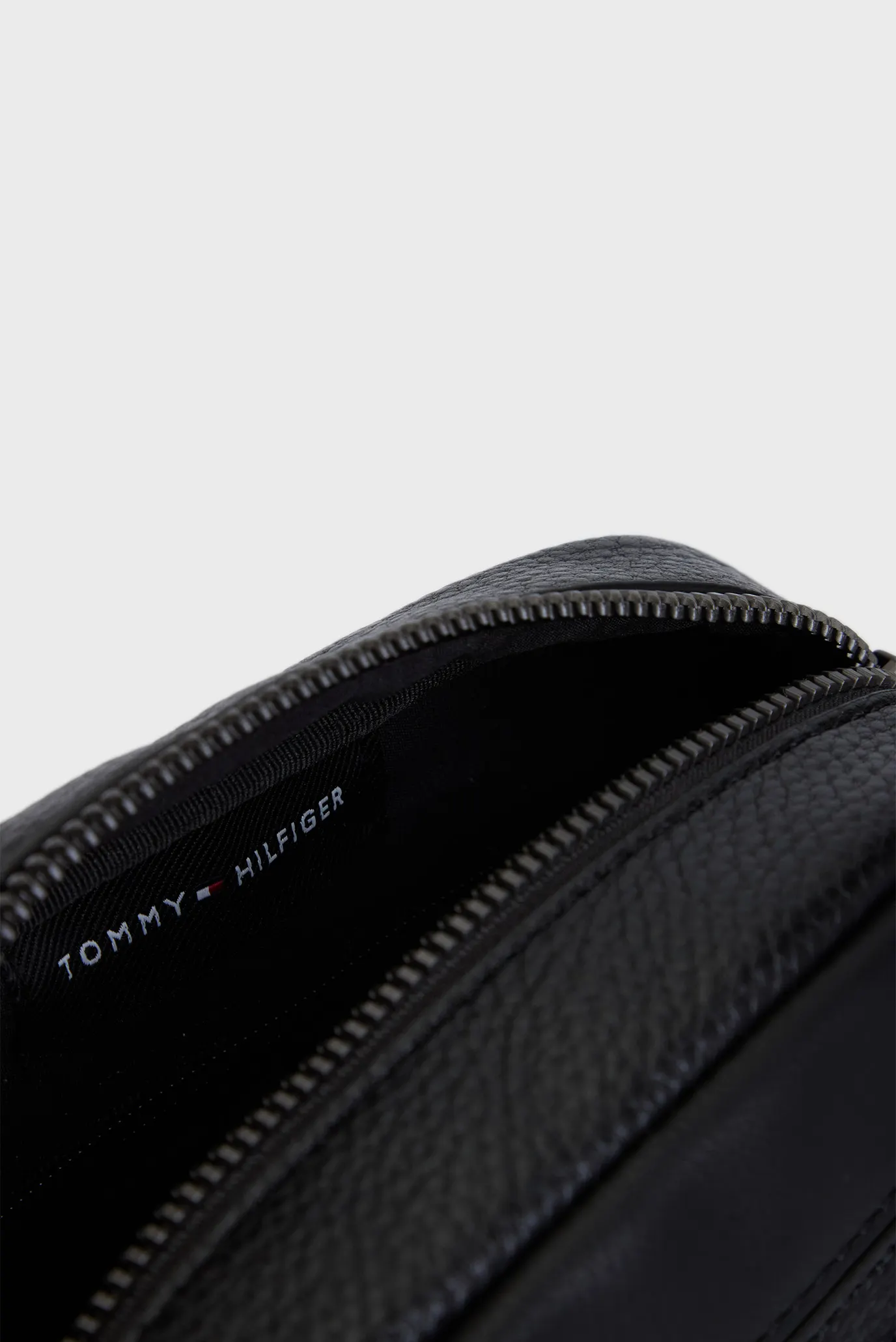 Сумка TH BUSINESS MINI REPORTER 6