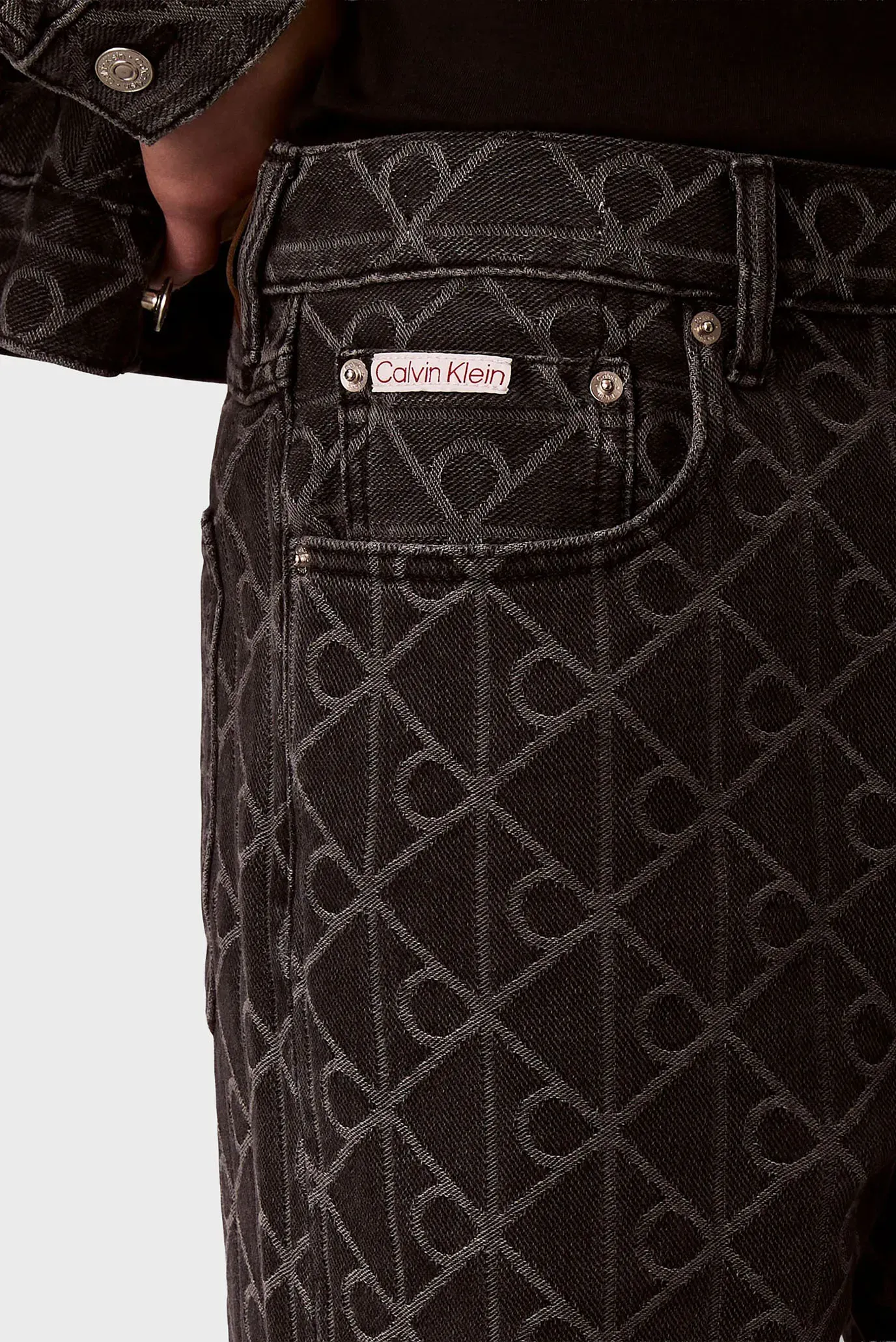 Jins shim/90S STRAIGHT BLACK EMBLEM JACQUA 6