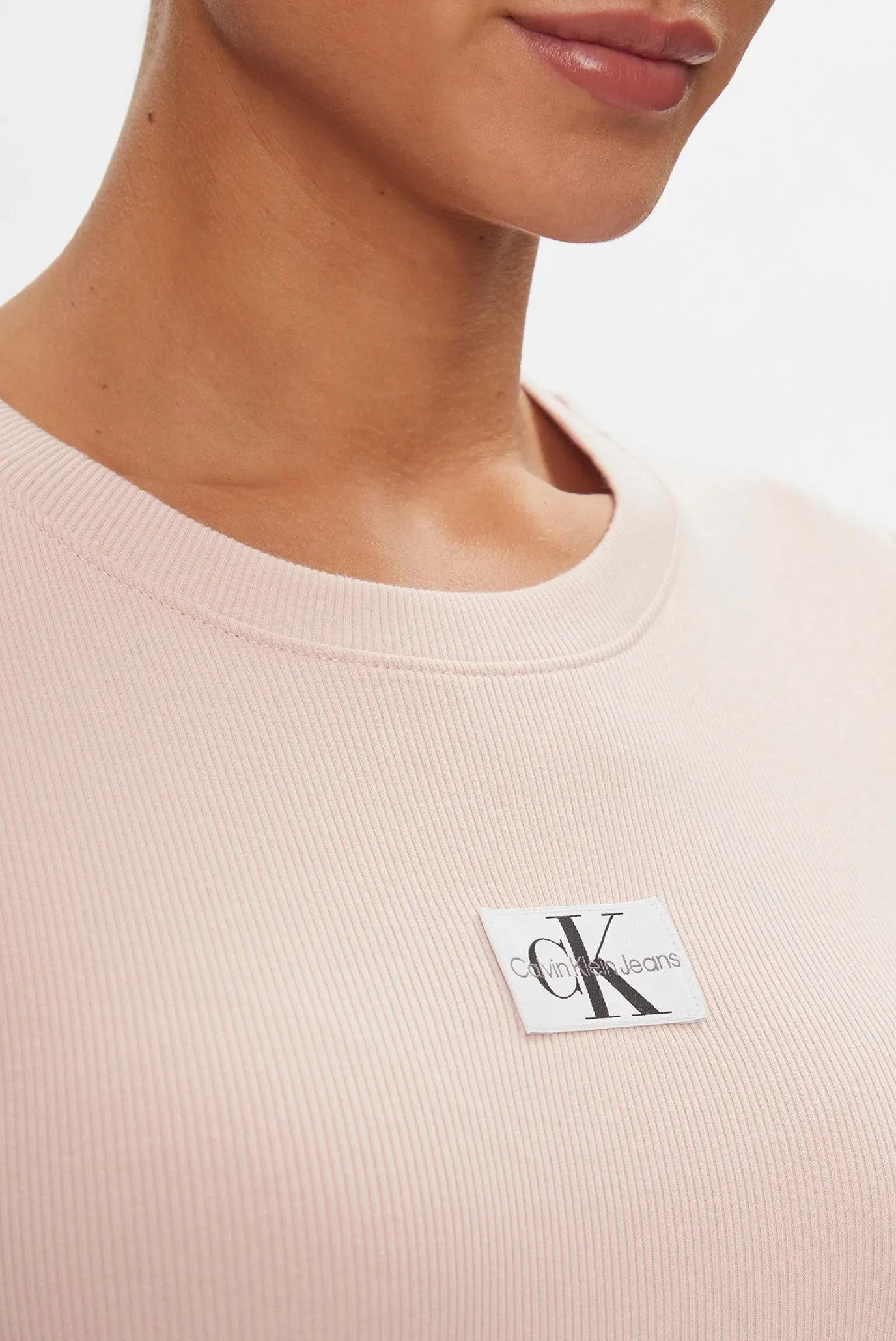 Futbolka WOVEN LABEL RIB SLIM TEE 4