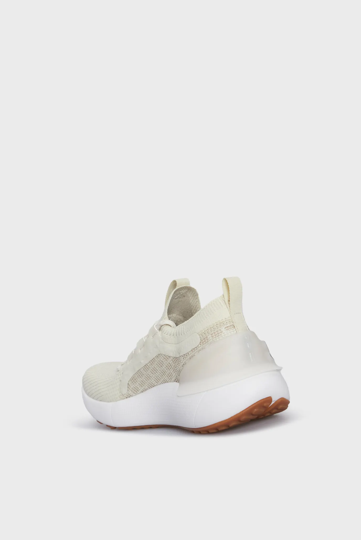 Krossovka UA HOVR Phantom 3 SE 5