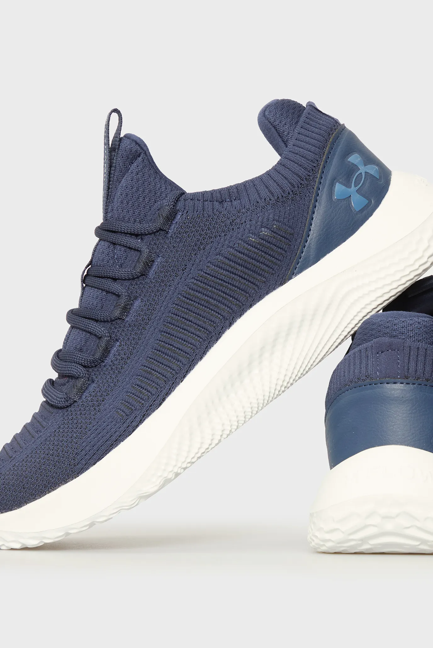 Krossovka UA Dynamic 2 2