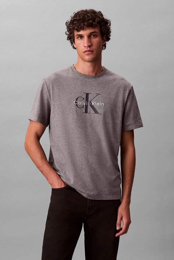 Футболка SS Hero Monologo Tee 20s Calvin Klein Jeans Футболка SS Hero Monologo Tee 20s Calvin Klein Jeans