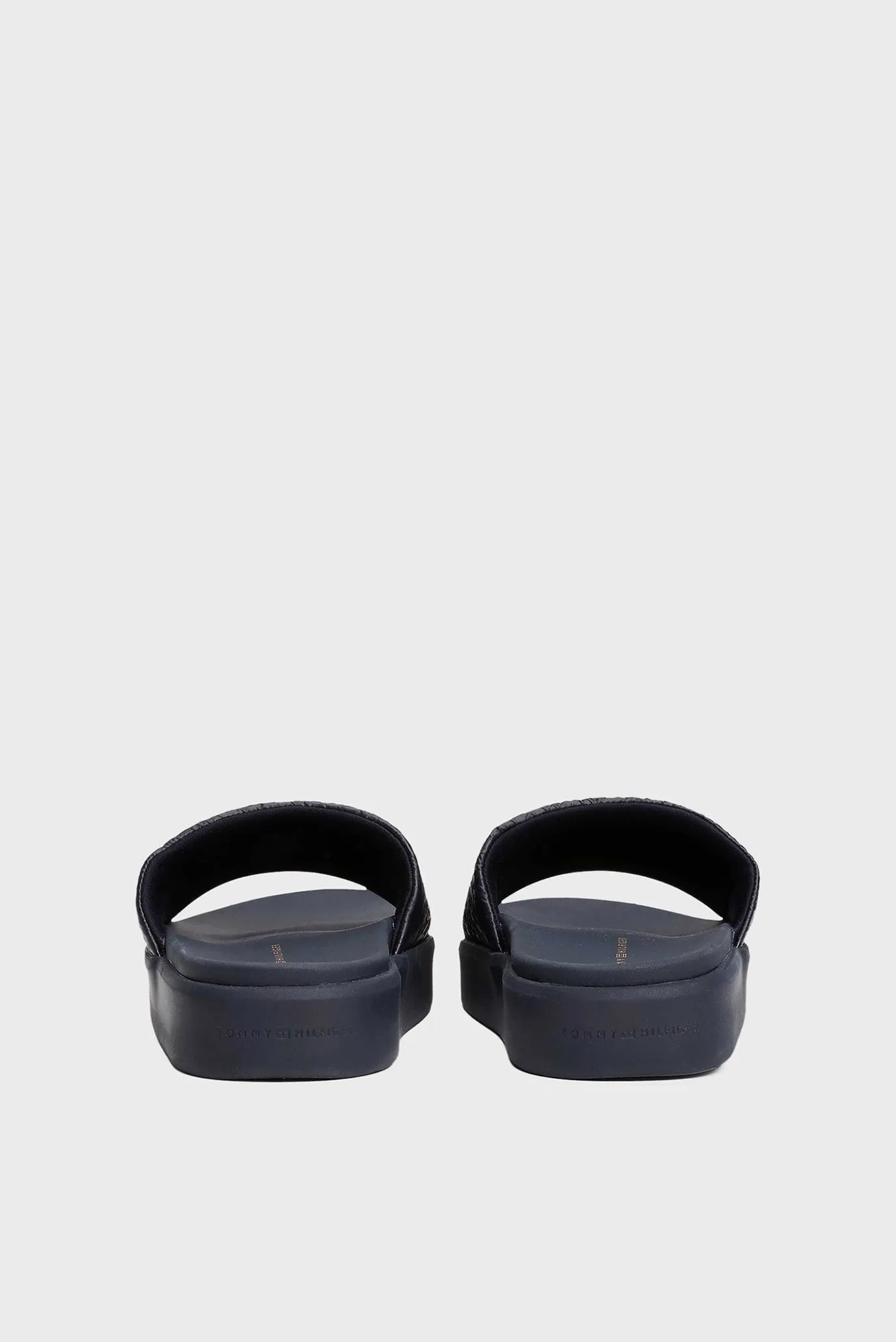 Слайдеры PLATFORM MONOGRAM POOLSLIDE 4