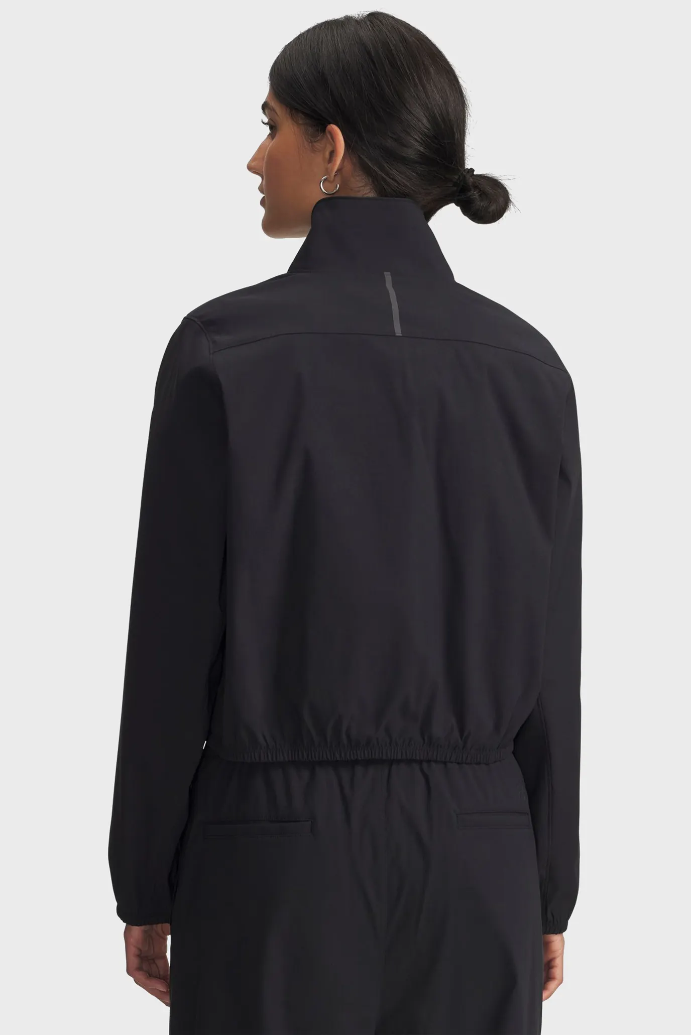 Свитшот UA Unstoppable Wvn Pullover 2