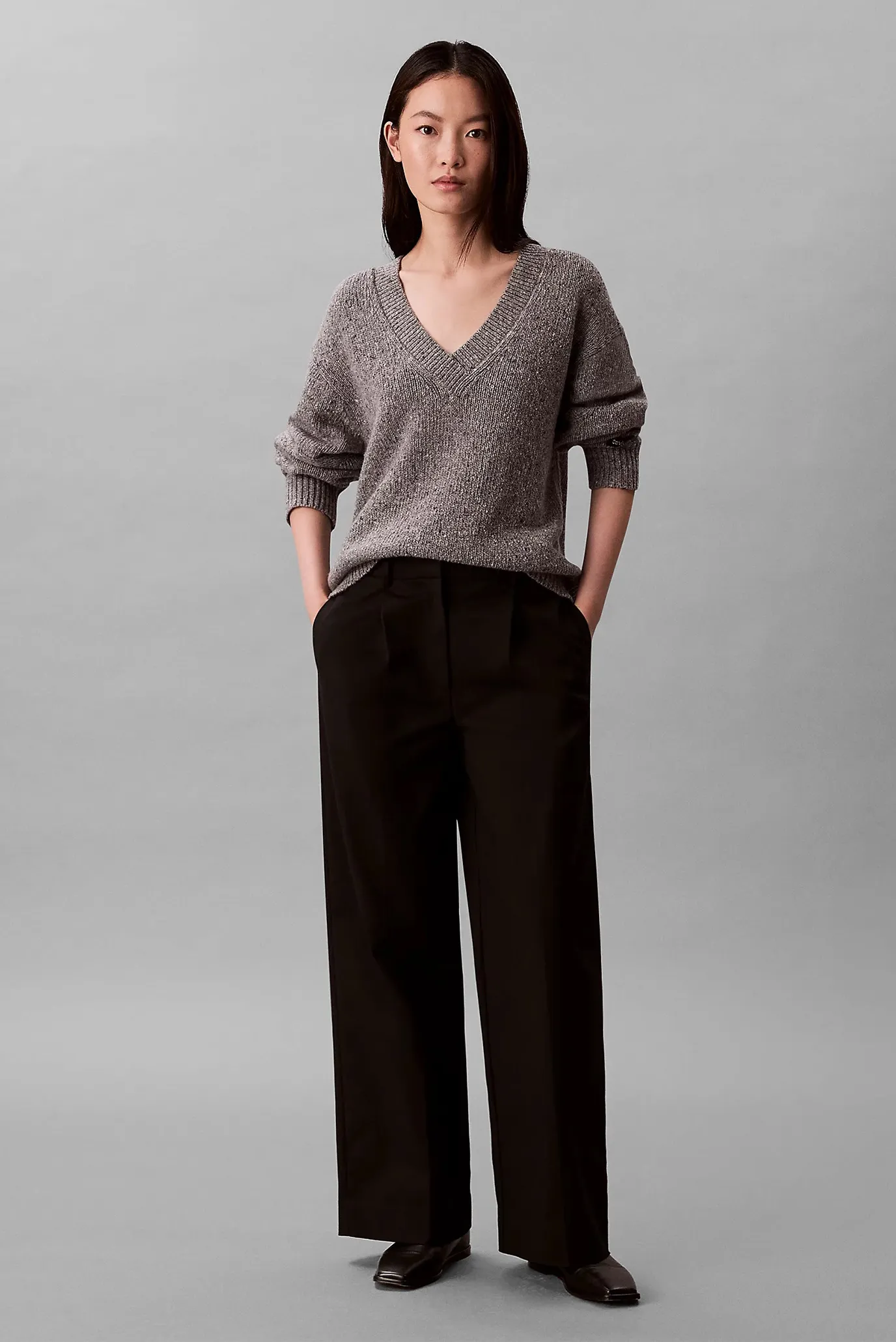 Sviter Chunky Neps V Neck Sweater 2