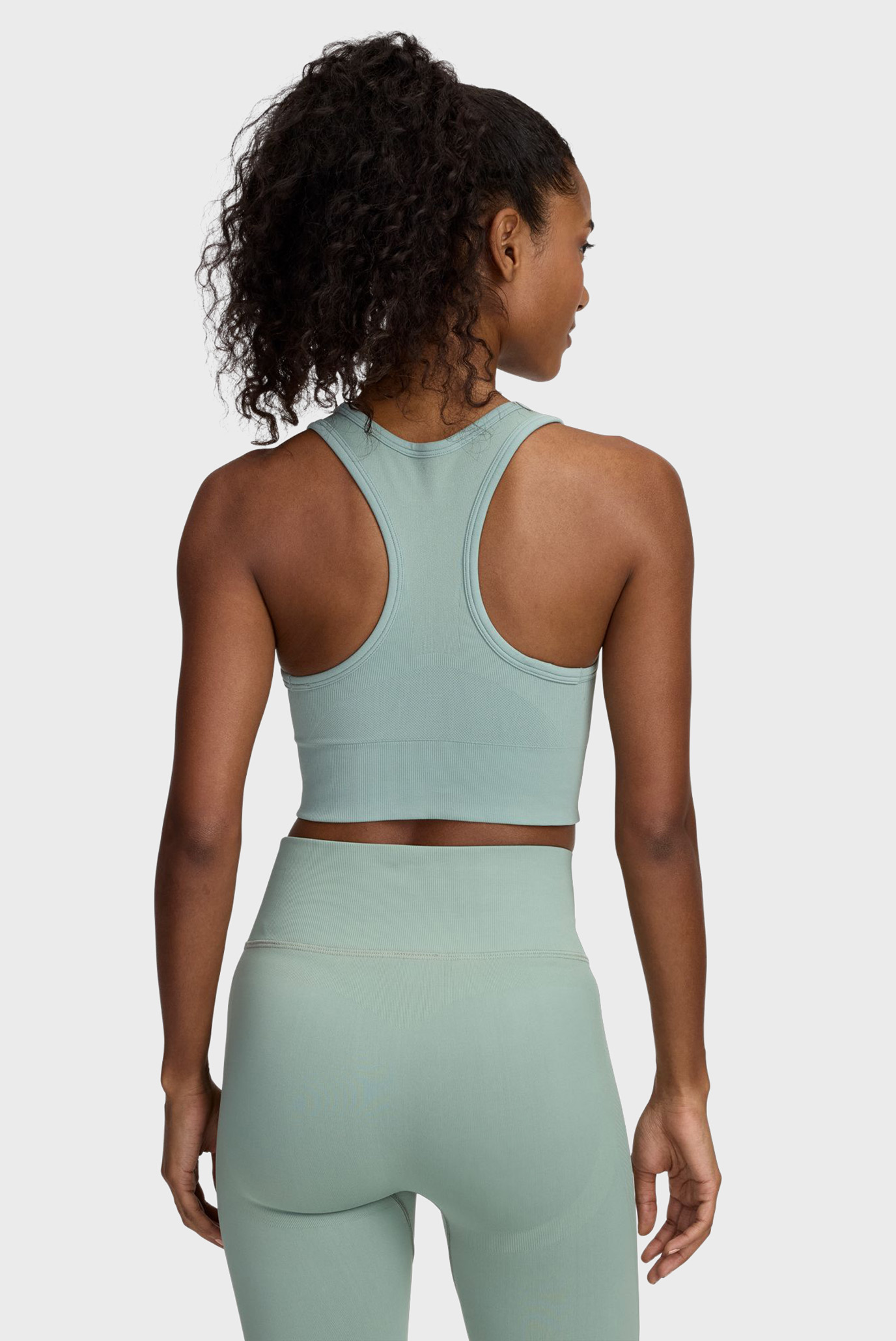 Top Vanish Seamless Mid Bra 3