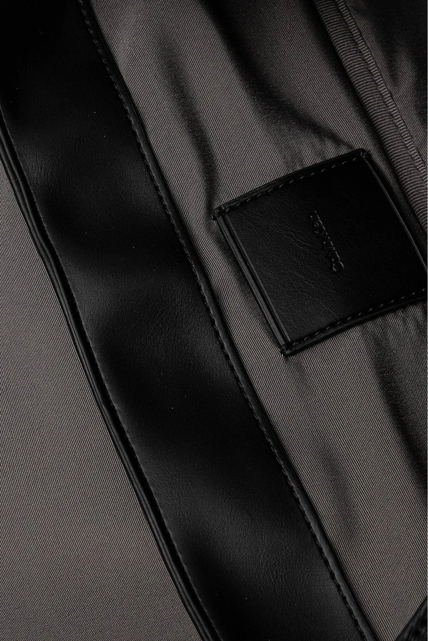 Ryukzak ZIP FLAP BACKPACK 5