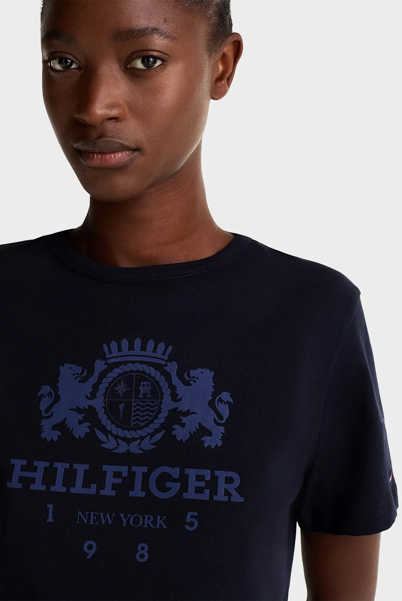 Футболка REG VARSITY CREST C-NK SS 2