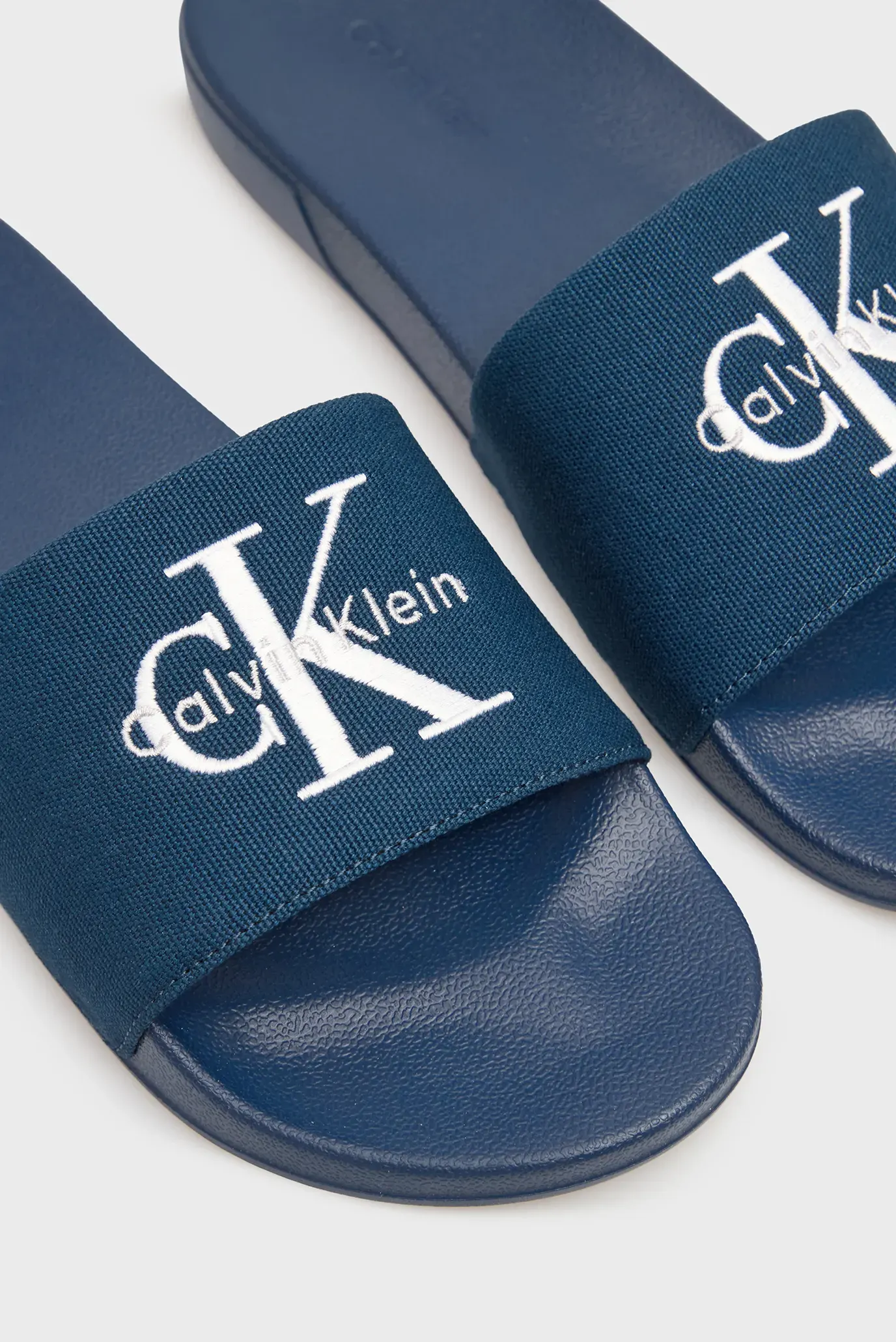 Слайдеры/ESS SLIDE CV 2