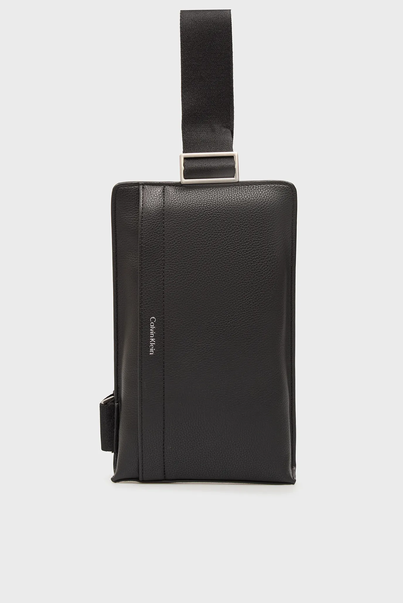 Sumka RAISED SQUARE SLING 2