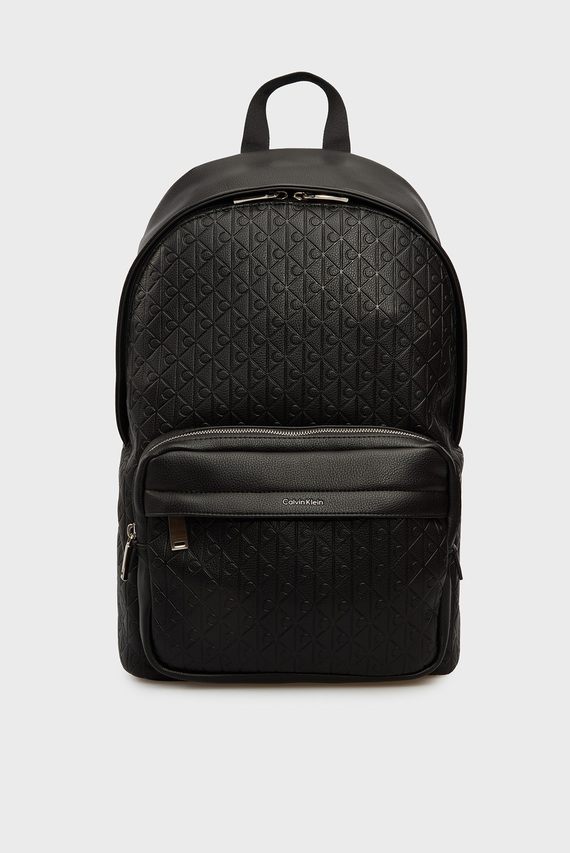 Ryukzak EMBLEM AOP EMBOSS ROUND BACKPACK Calvin Klein