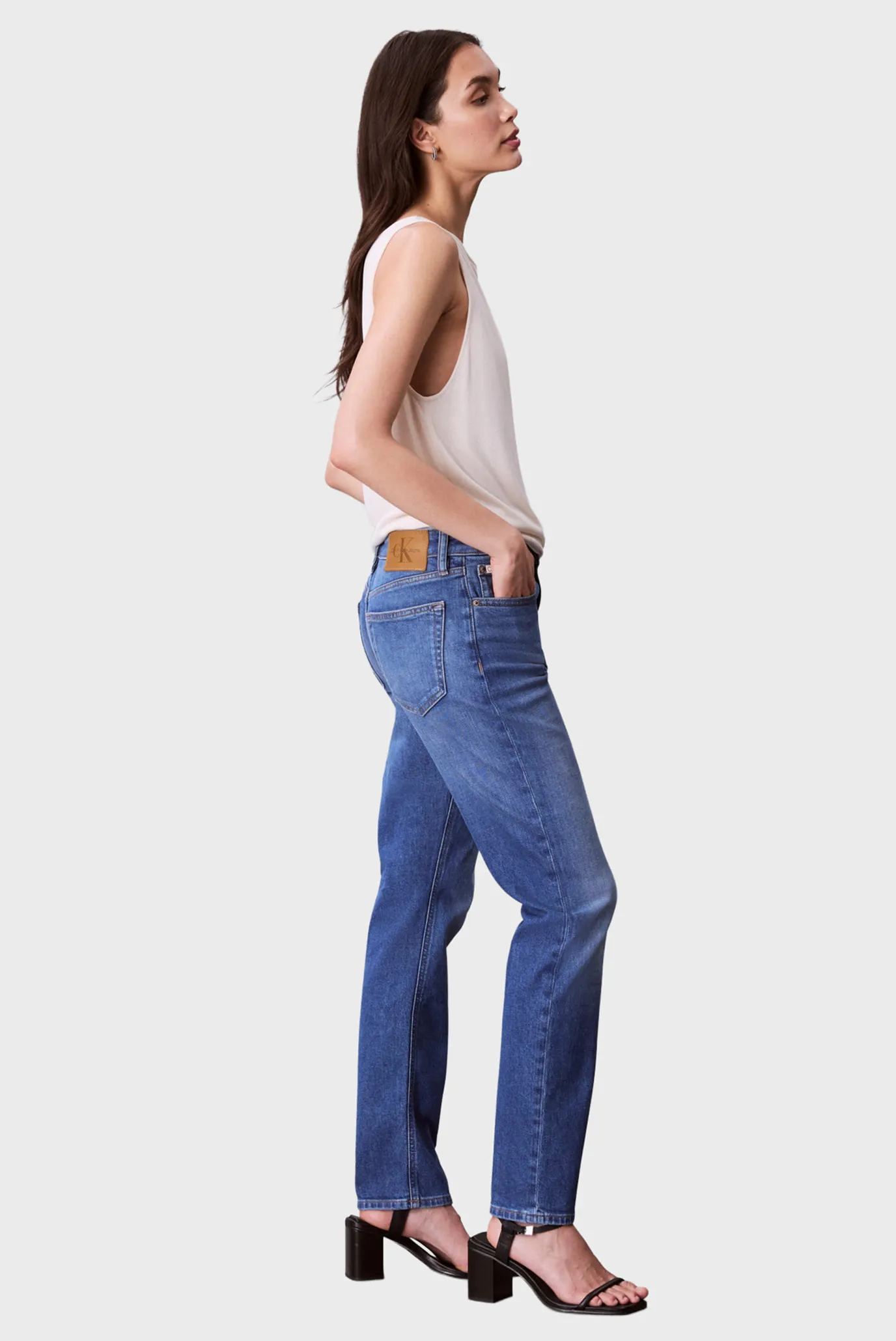 Джинсы MID RISE SLIM INDIGO CHANNEL 3