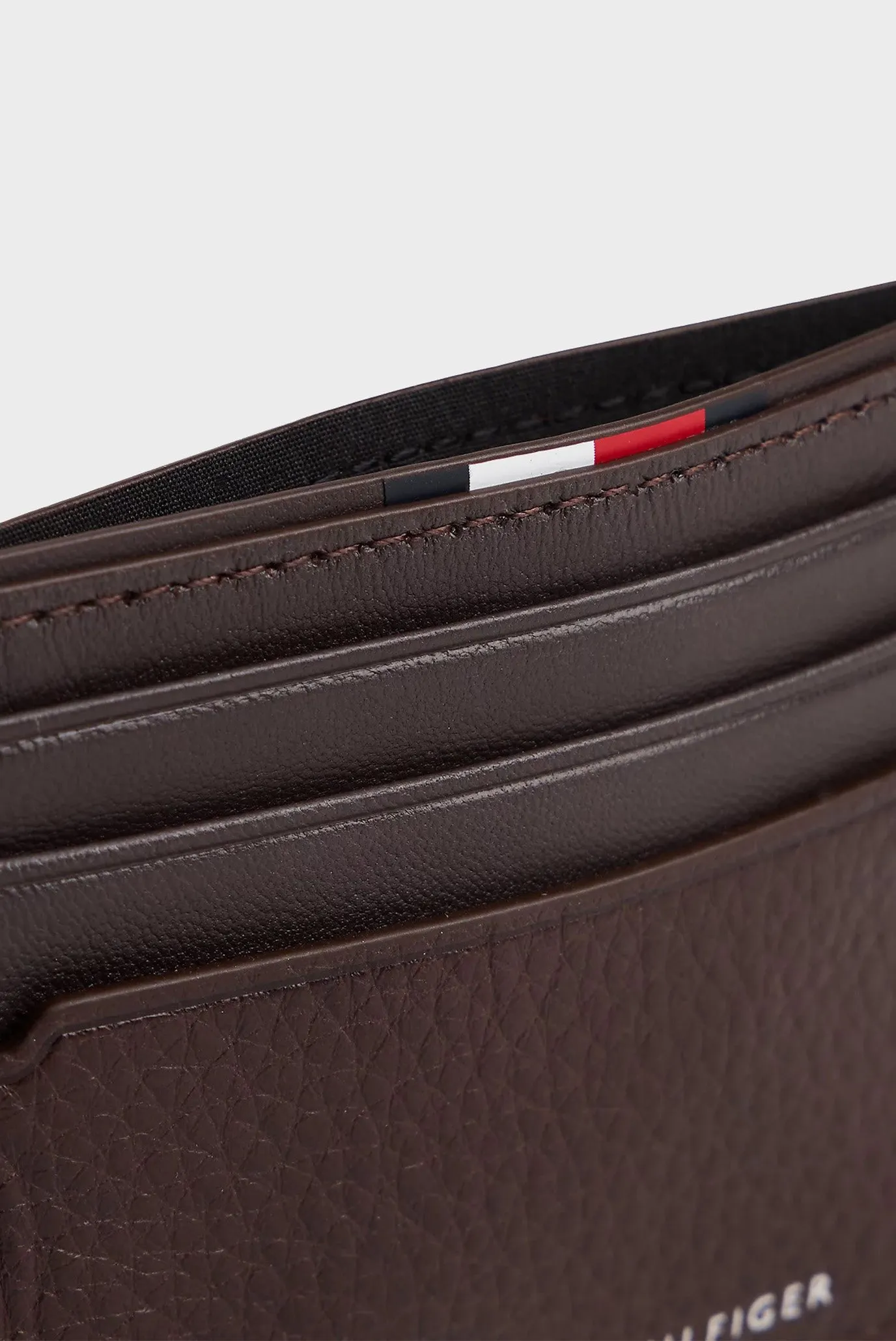 Hamyon TH CORP CC HOLDER 3