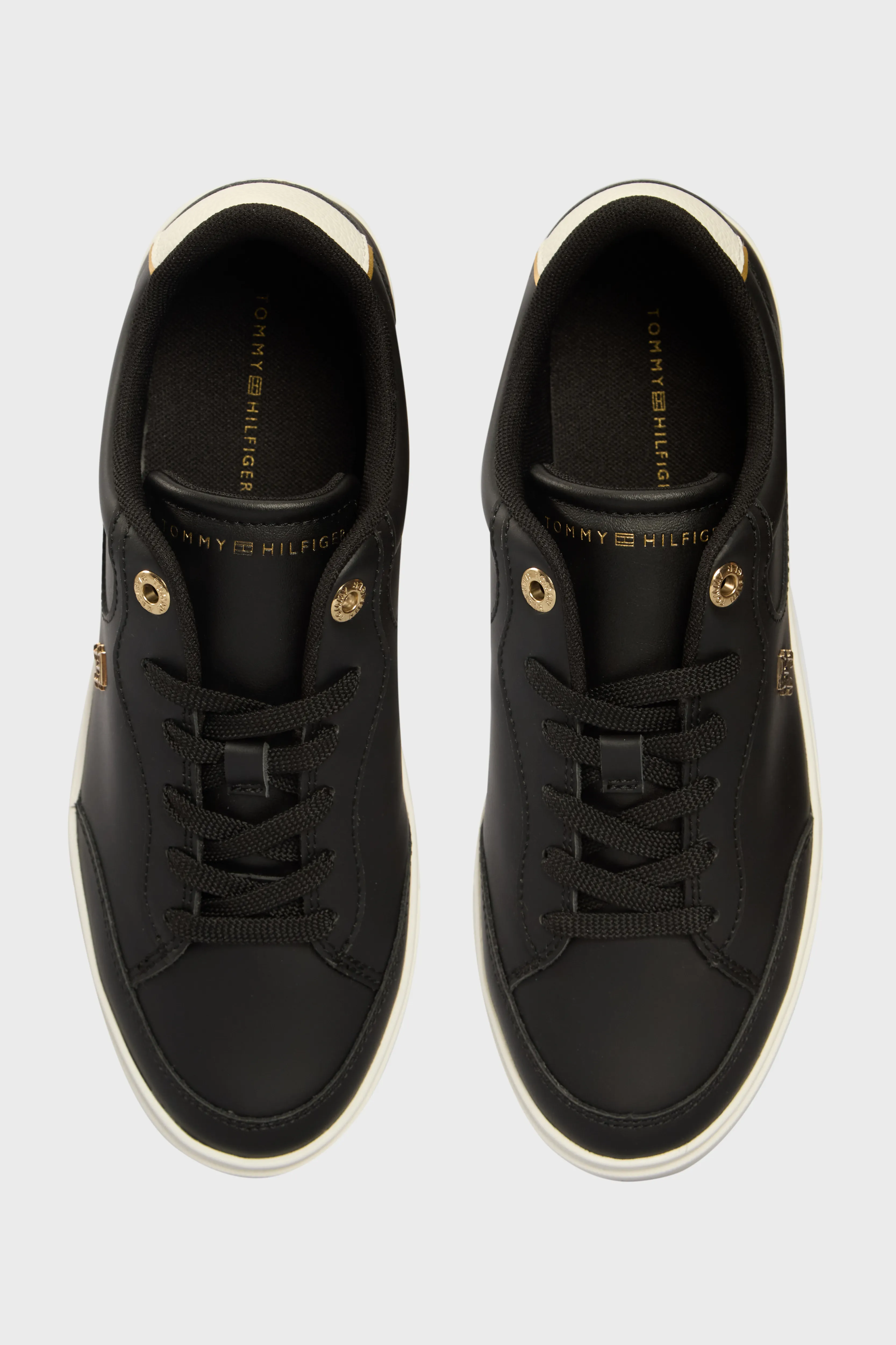 Кроссовки ESSENTIAL CHIC COURT SNEAKER 4