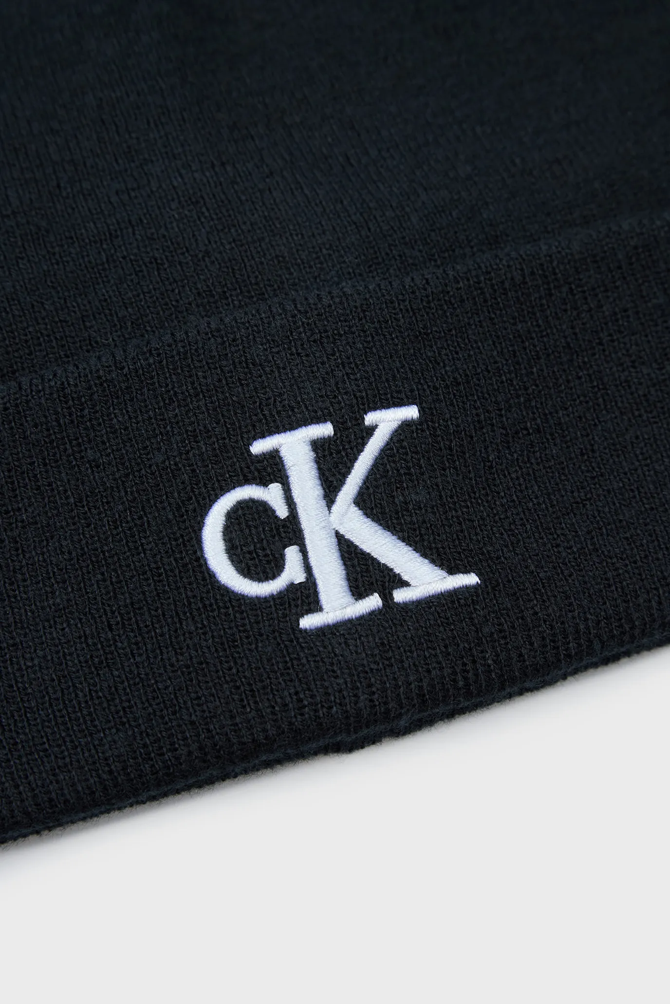 Шапка MONOGRAM EMBRO BEANIE 4