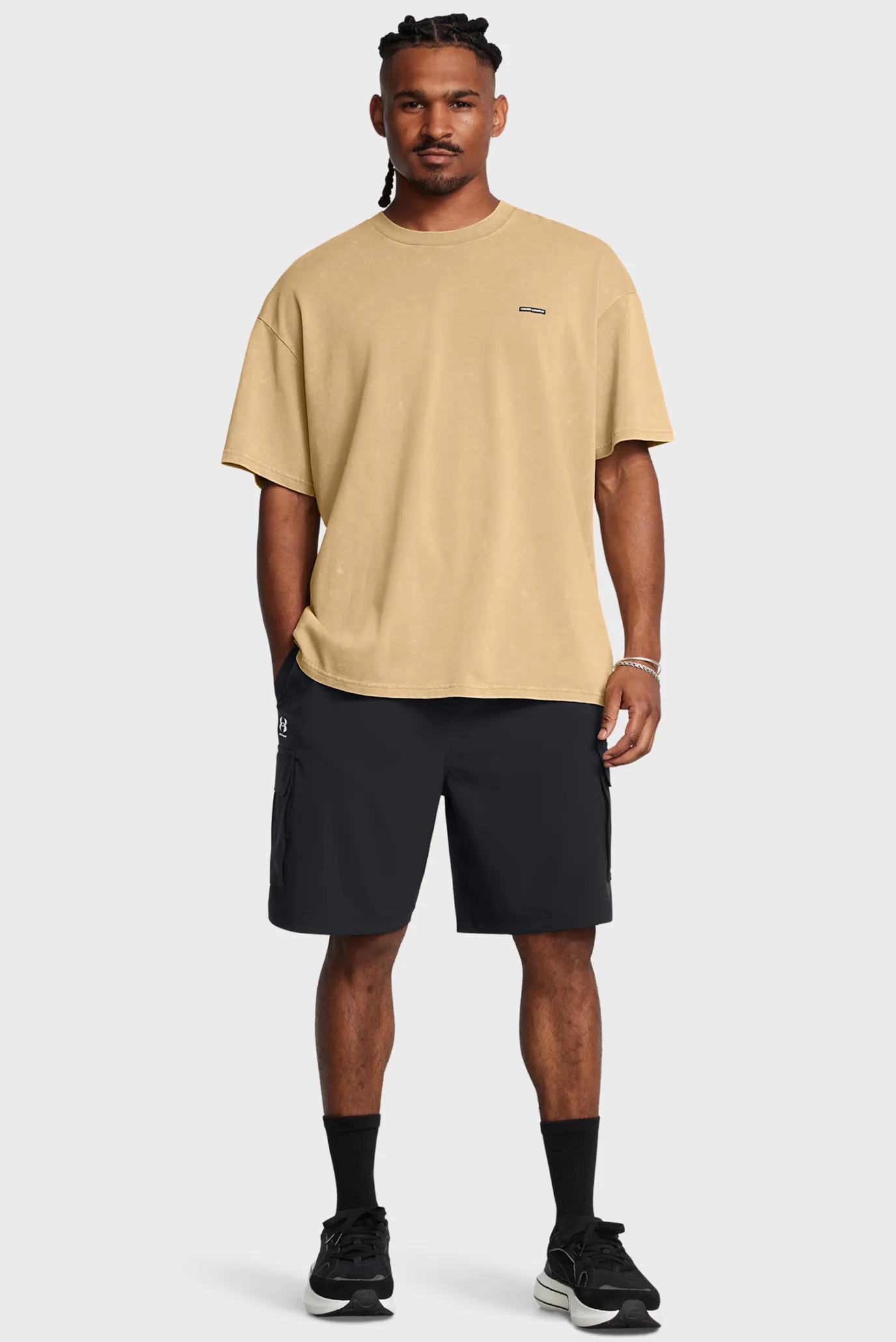 Шорты UA Vibe Woven Cargo Short 2