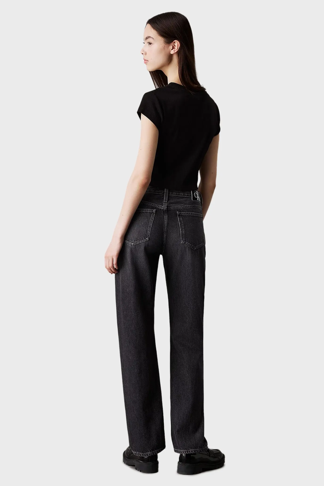 Футболка WOVEN LABEL RIB BABY TEE 3