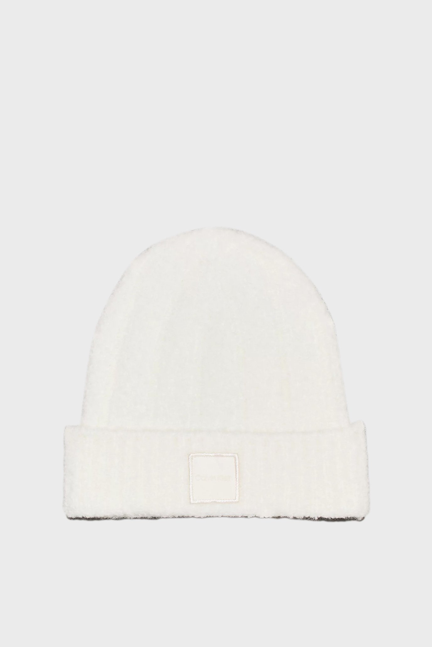 Shapka MODERN PATCH CHUNKY BEANIECalvin Klein Shapka MODERN PATCH CHUNKY BEANIE 1
