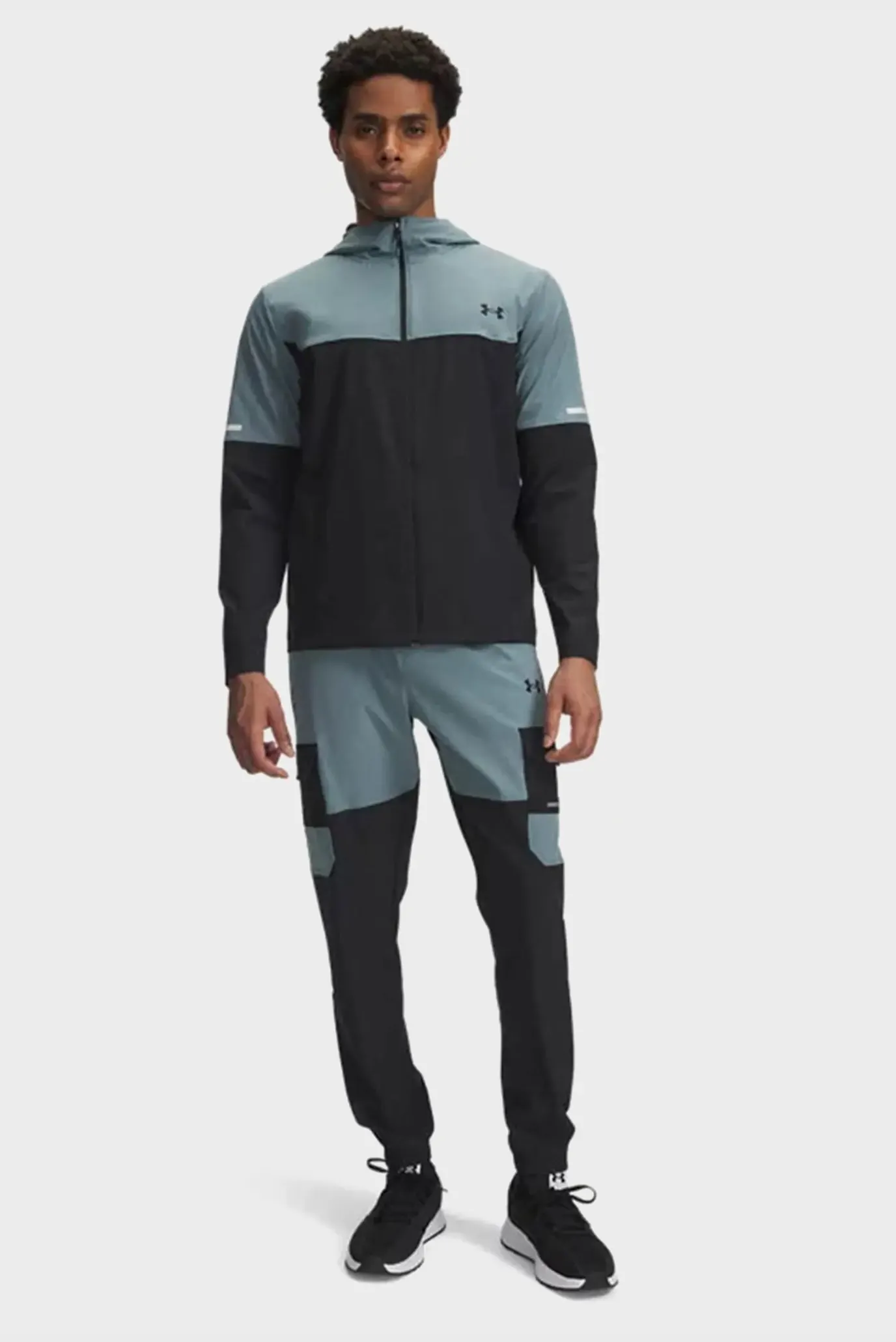 Штаны спортивные UA Tech Utility Woven Pant-BLK 2