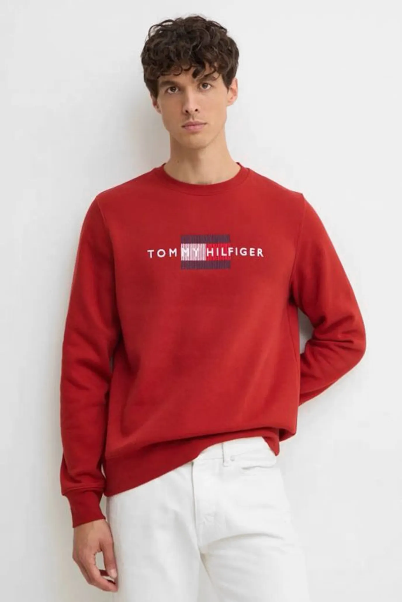 Svitshot HILFIGER FLAG EMBRO SWEATSHIRT 1