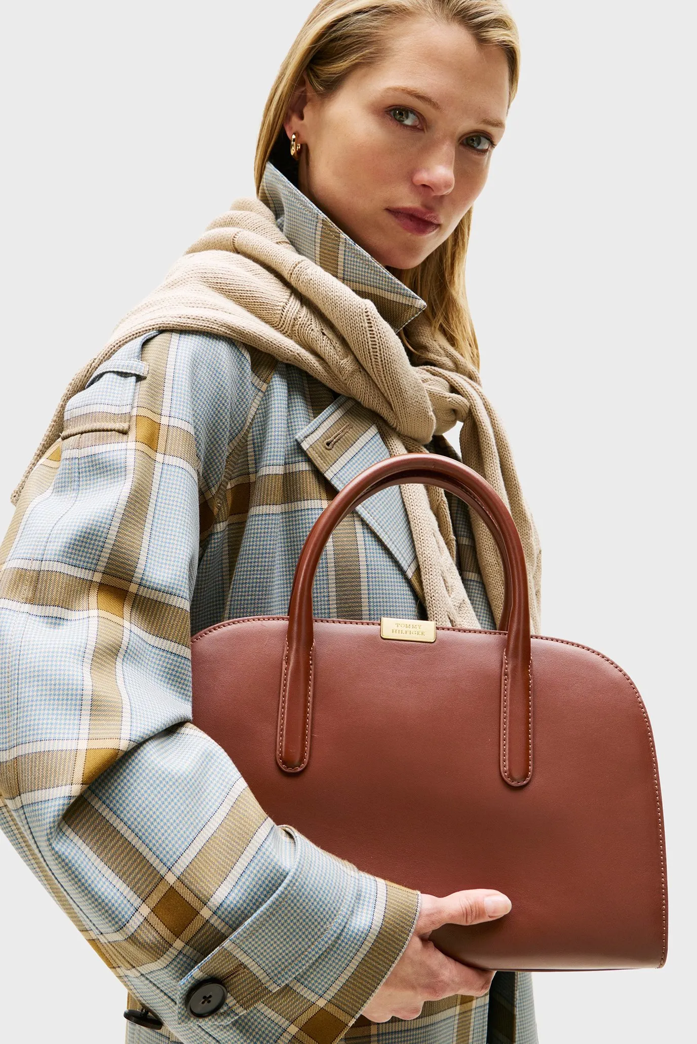 Sumka ICONIC LEATHER MED SATCHEL 5