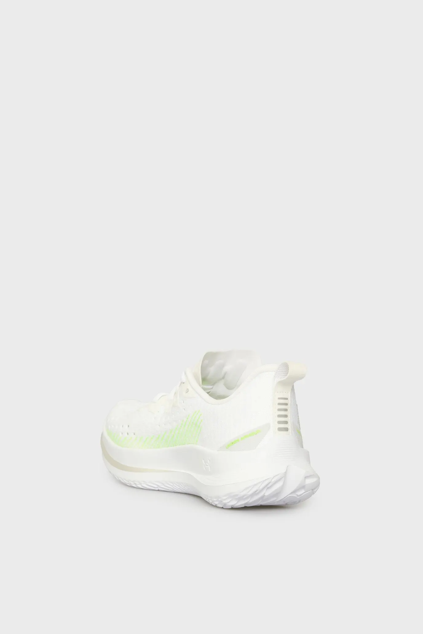 Krossovka UA W Velociti 4-WHT 5