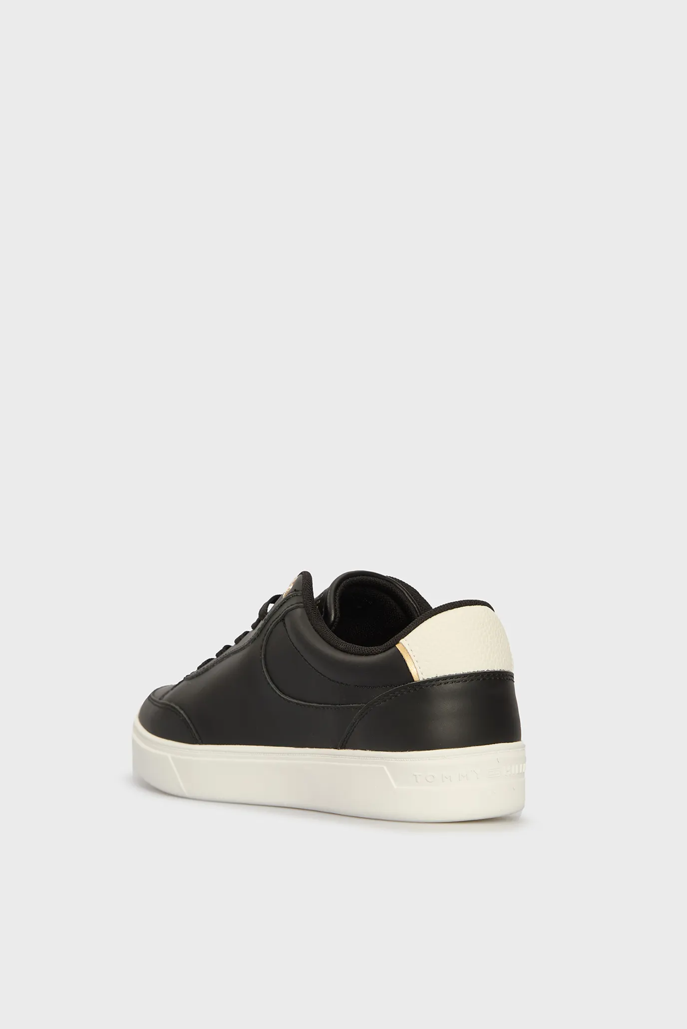 Кроссовки ESSENTIAL CHIC COURT SNEAKER 5