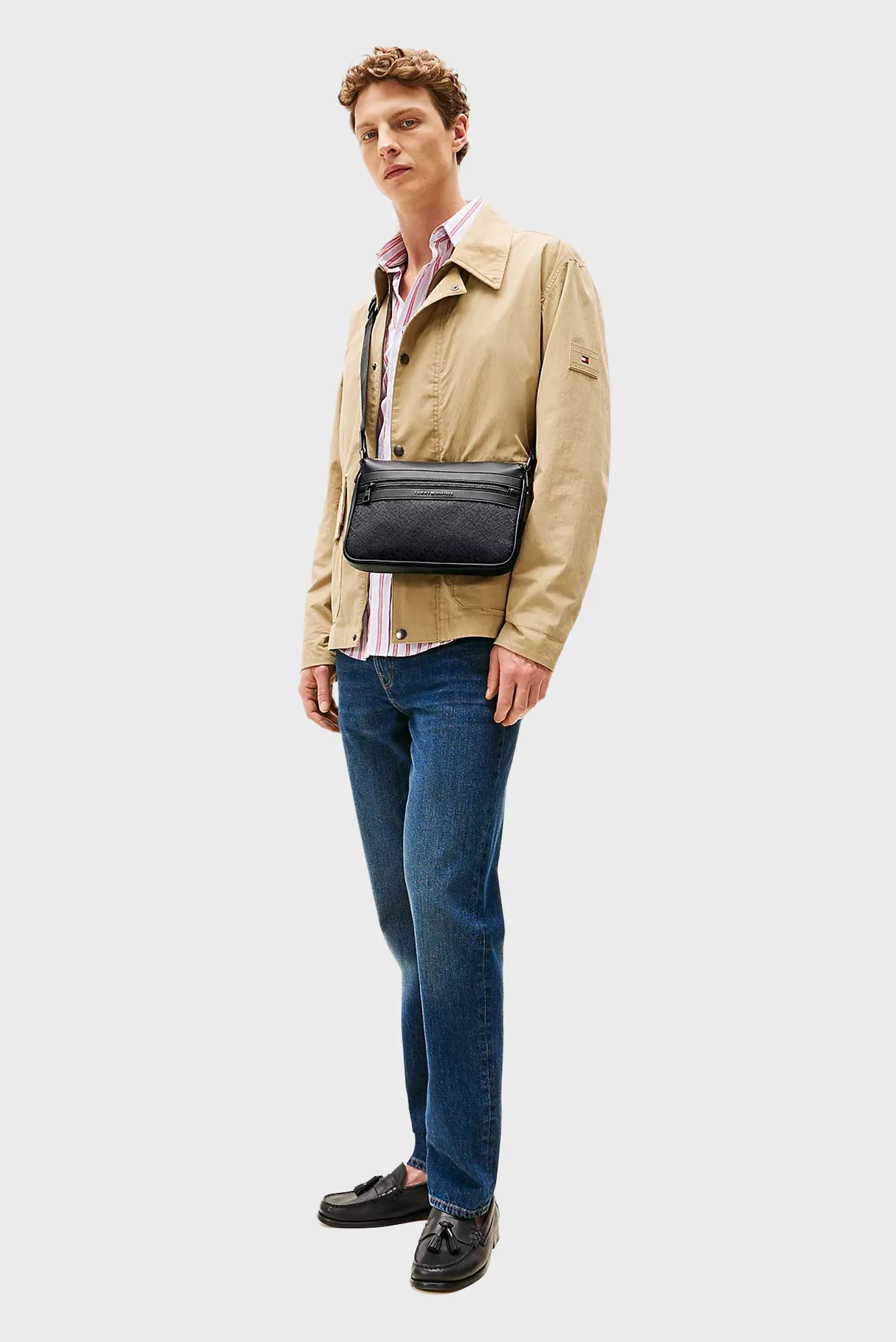 Sumka TH MONOGRAM CROSSBODY 2