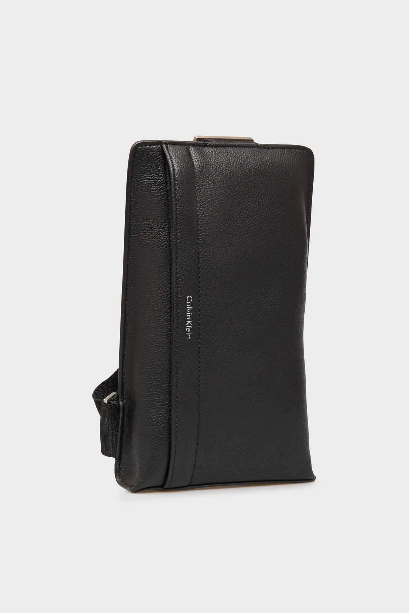 Sumka RAISED SQUARE SLING 3