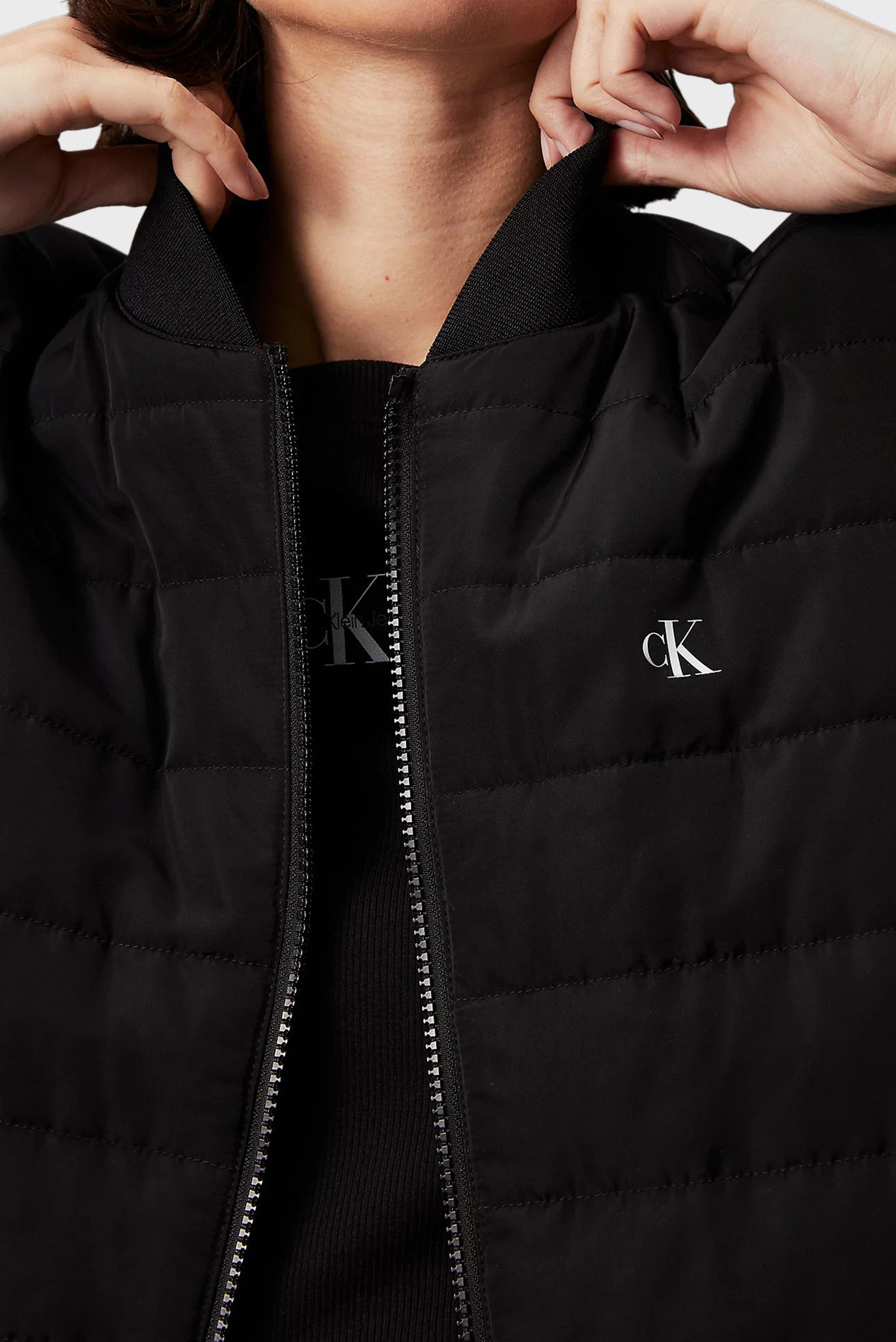 Yengil kurtka QUILTED BOMBERCalvin Klein Jeans Yengil kurtka QUILTED BOMBER 4