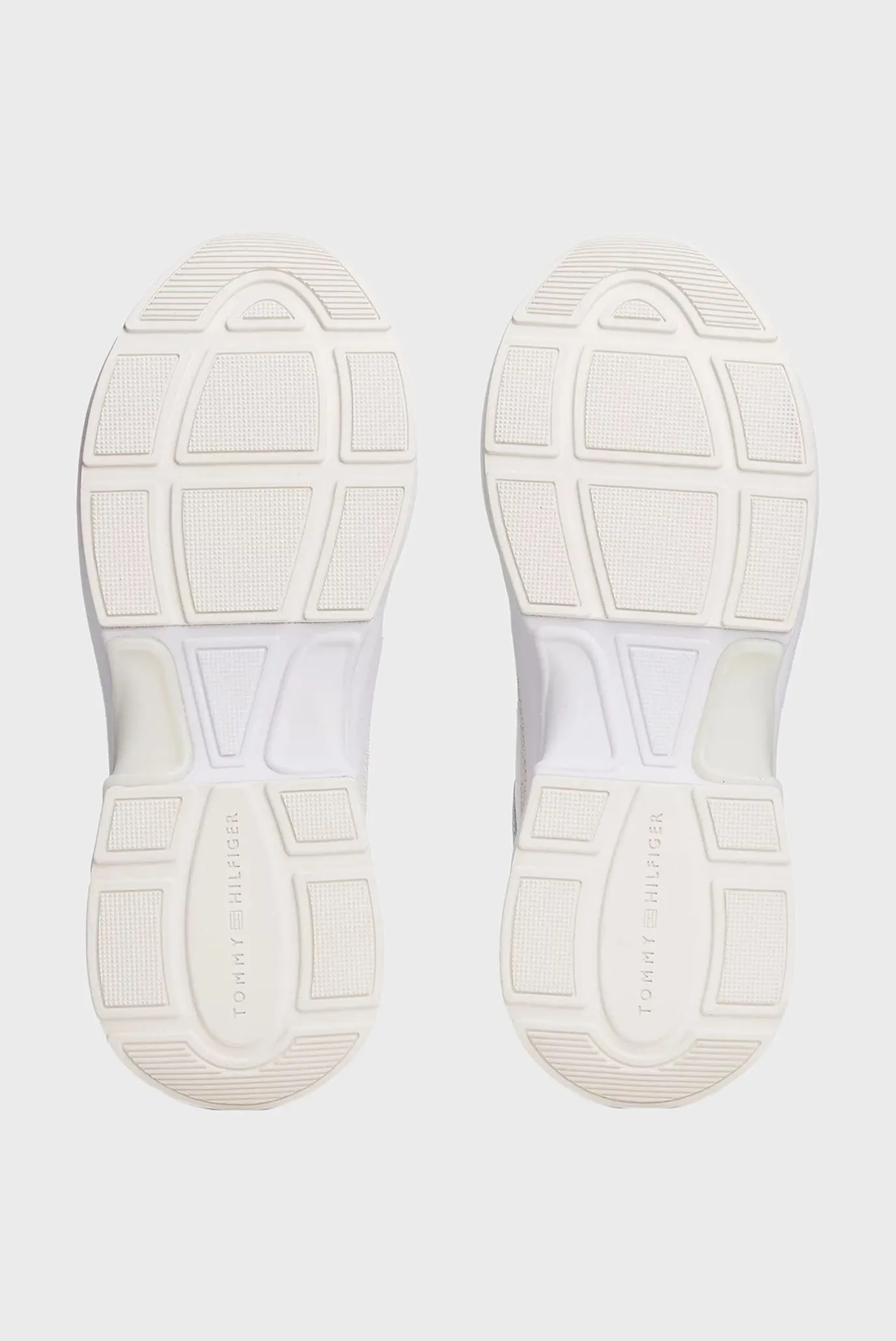 Krossovka TH CHUNKY RUNNER PATENT 5