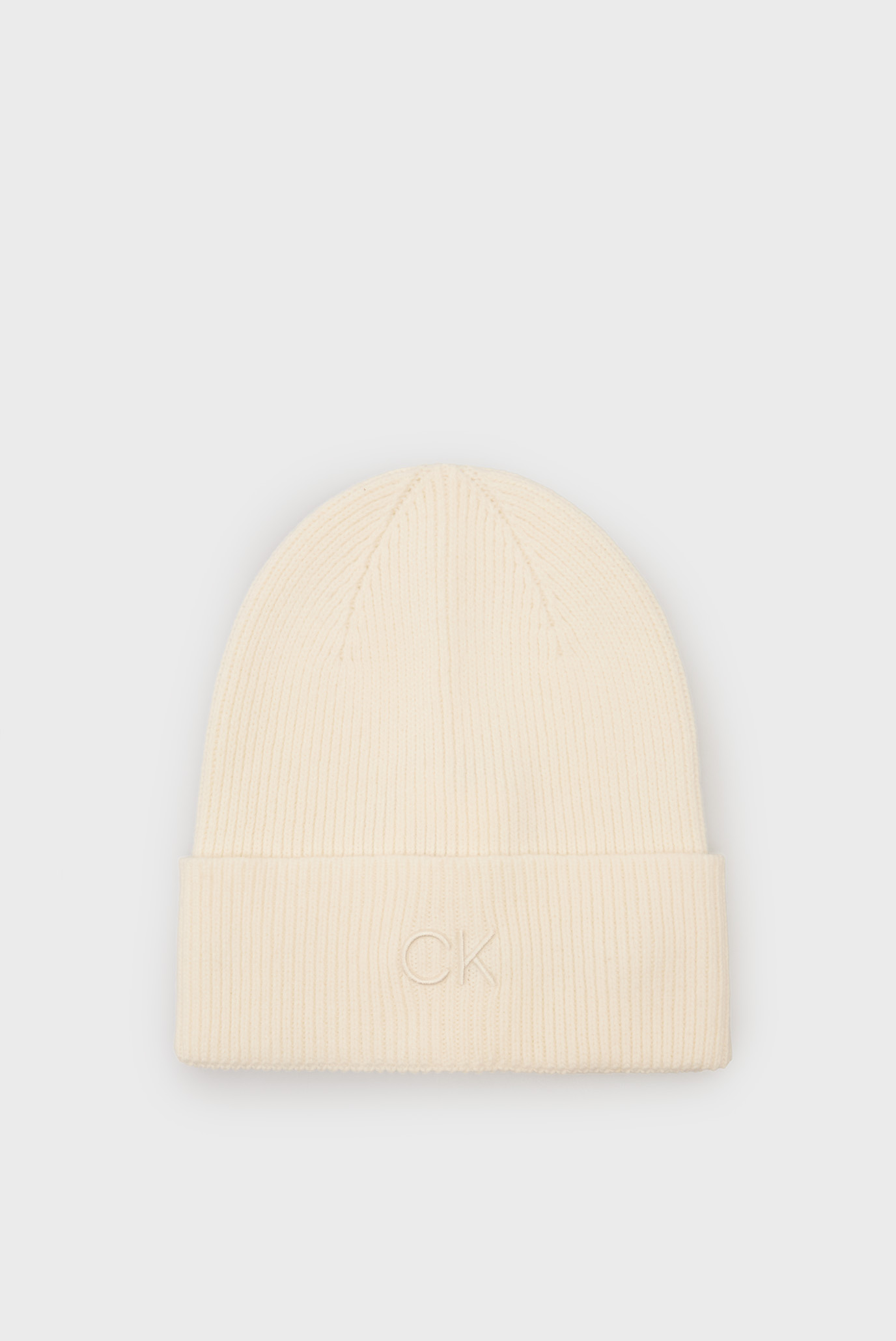 Shapka CK EMBROIDERY FINE RIB BEANIECalvin Klein Shapka CK EMBROIDERY FINE RIB BEANIE 1