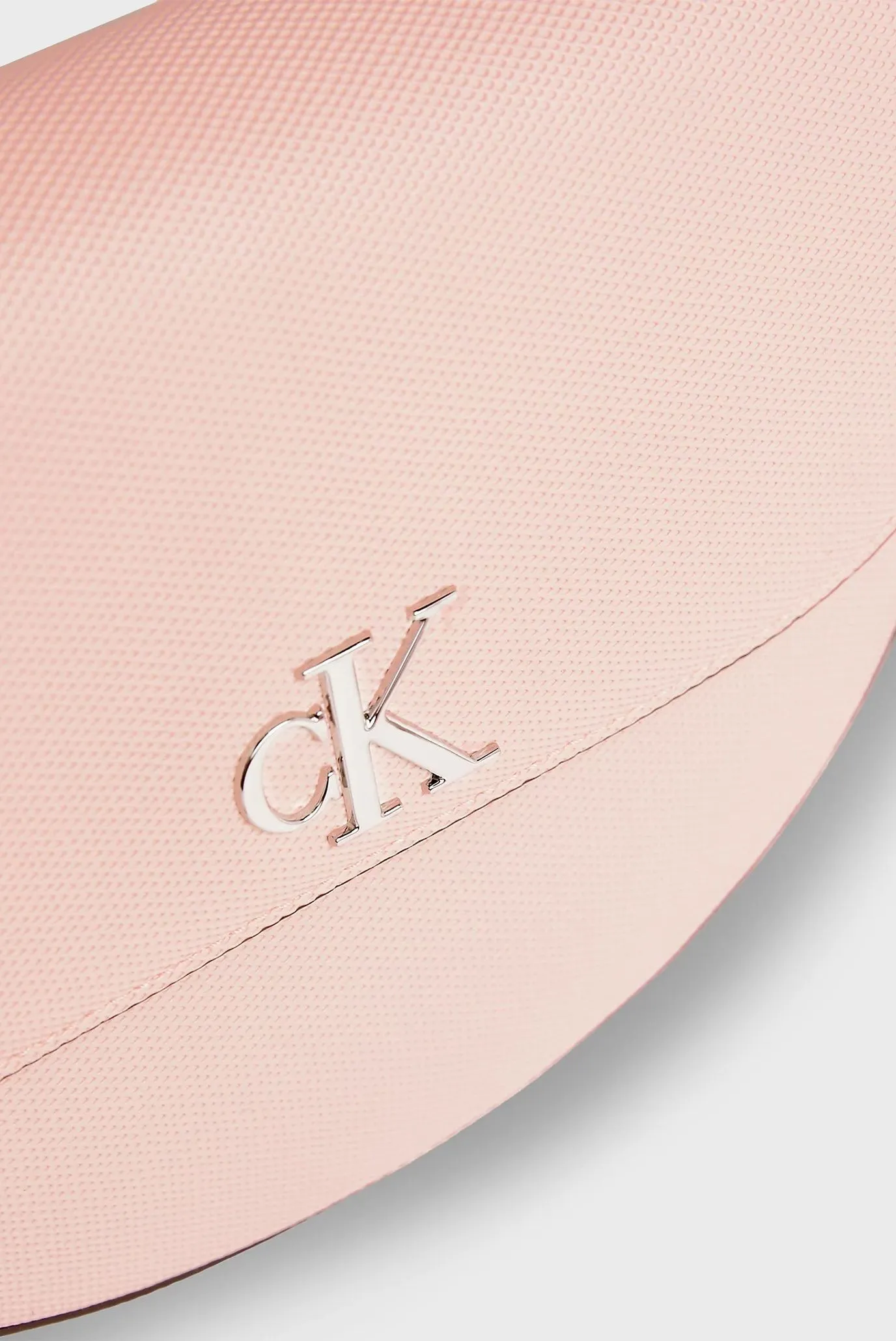 Сумка MINIMAL MONOGRAM SADDLE BAG22 T 3