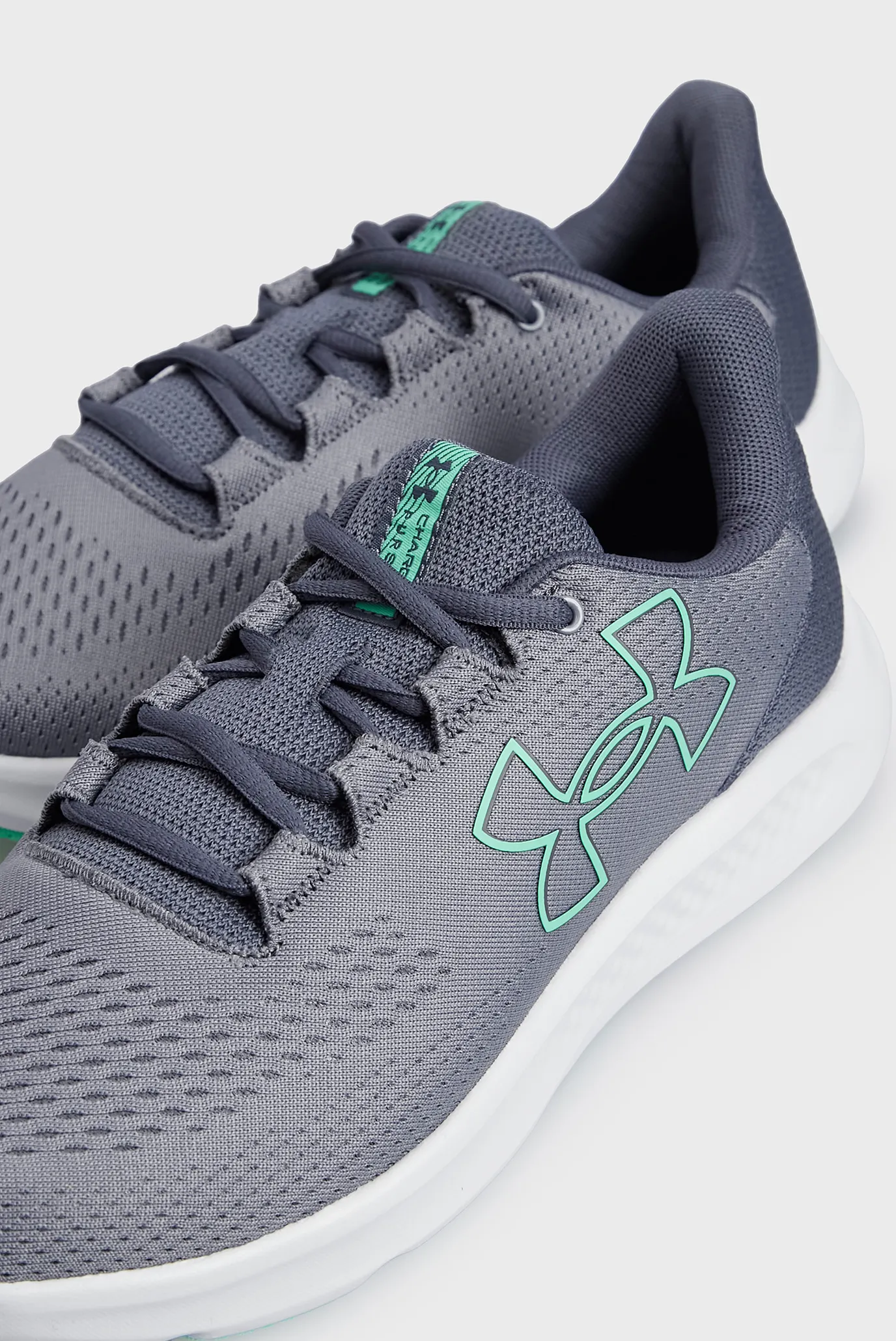 Krossovka UA Charged Pursuit 3 BL 2