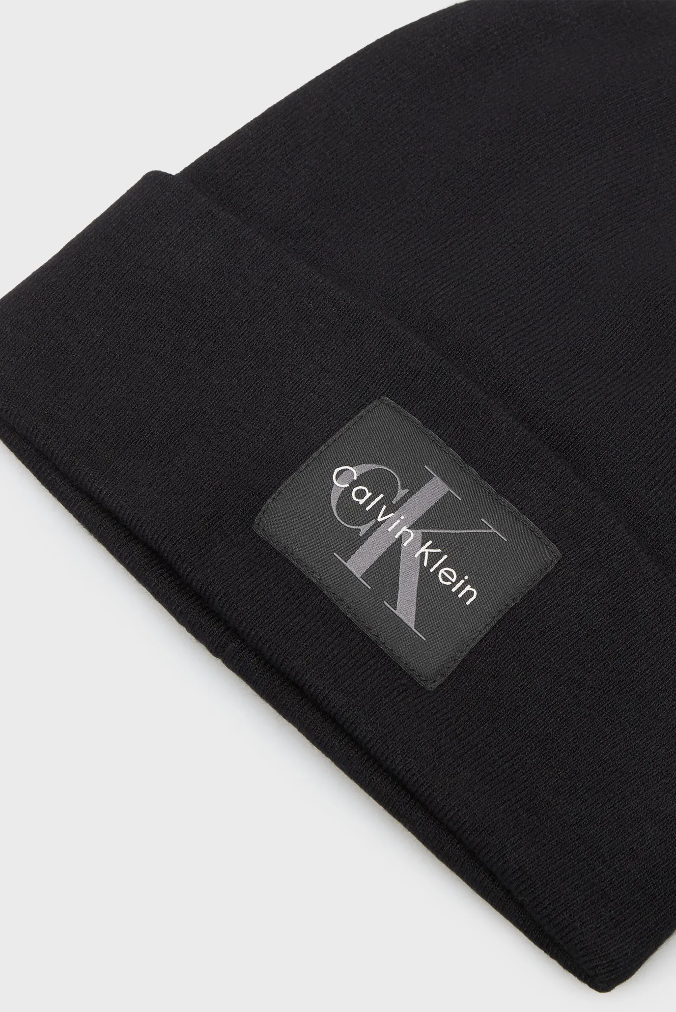 Шапка MONOLOGO PATCH BEANIE 4