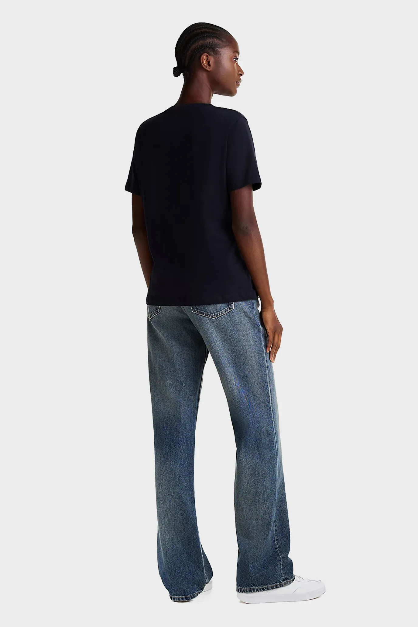 Футболка REG VARSITY CREST C-NK SS 4