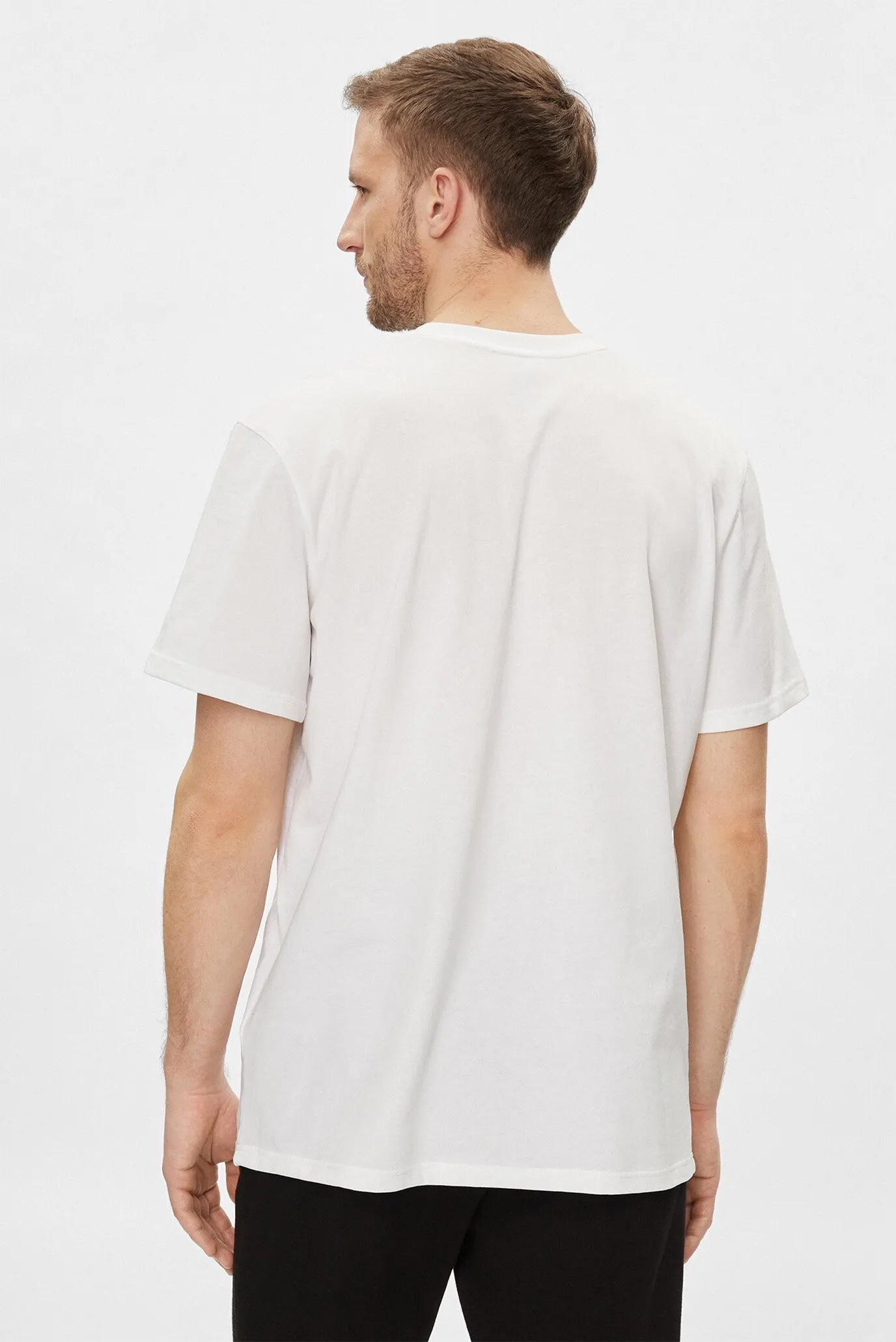 Futbolka UA HW LC PATCH SS-WHT 3