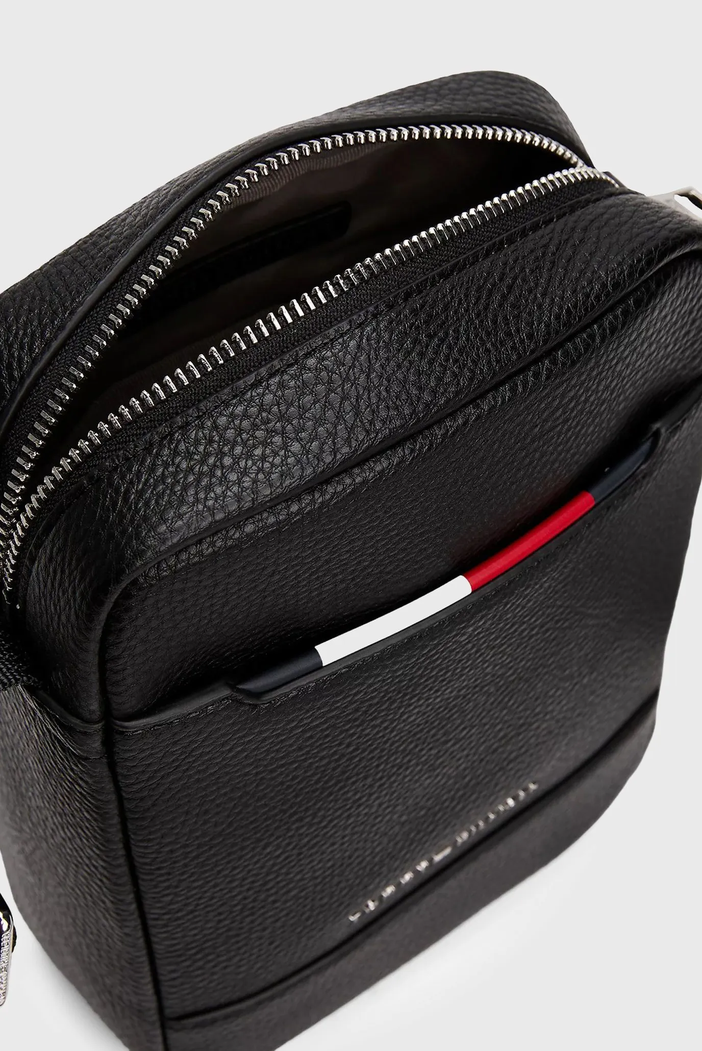 Сумка TH CENTRAL MINI REPORTER 7