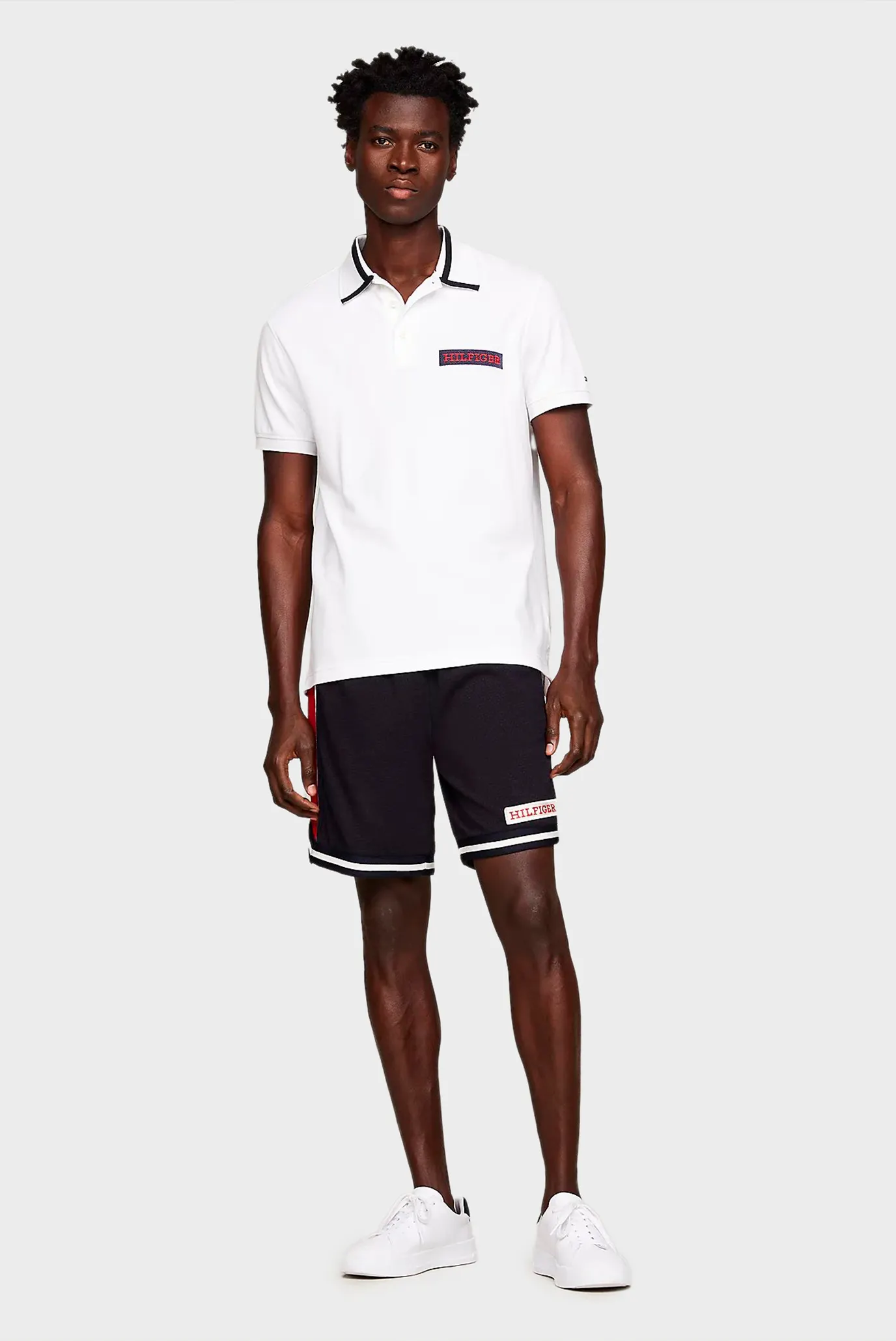 Shortik SPORT MONOTYPE SWEATSHORT 1