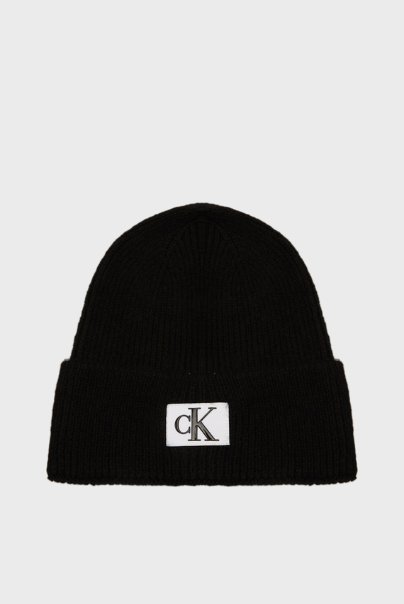 Shapka SEASONAL PATCH BEANIE Calvin Klein Jeans Shapka SEASONAL PATCH BEANIE Calvin Klein Jeans