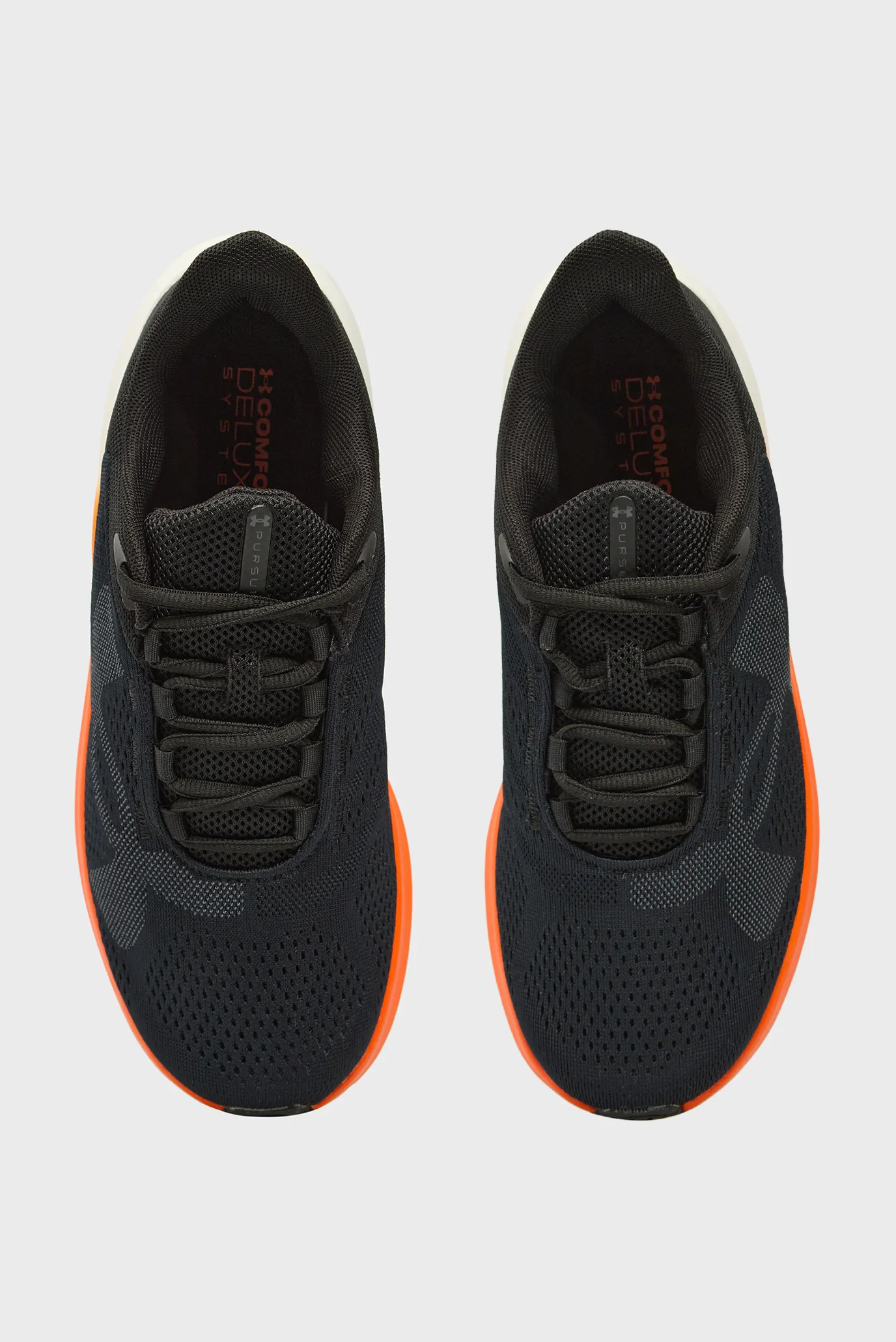 Krossovka UA Charged Pursuit 4 BL 4