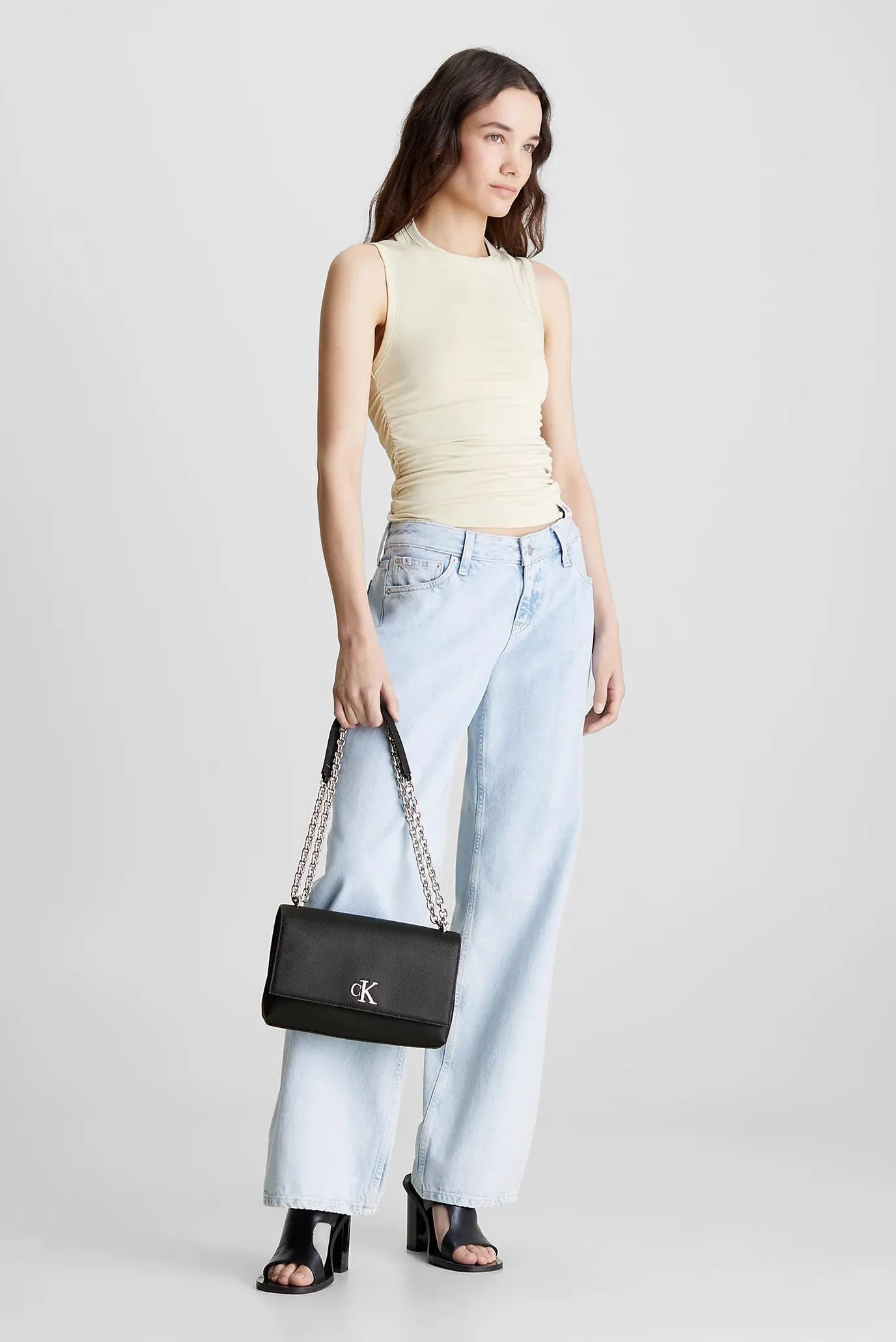 Sumka MINIMAL MONOGRAM EW FLAP CH25 T 5