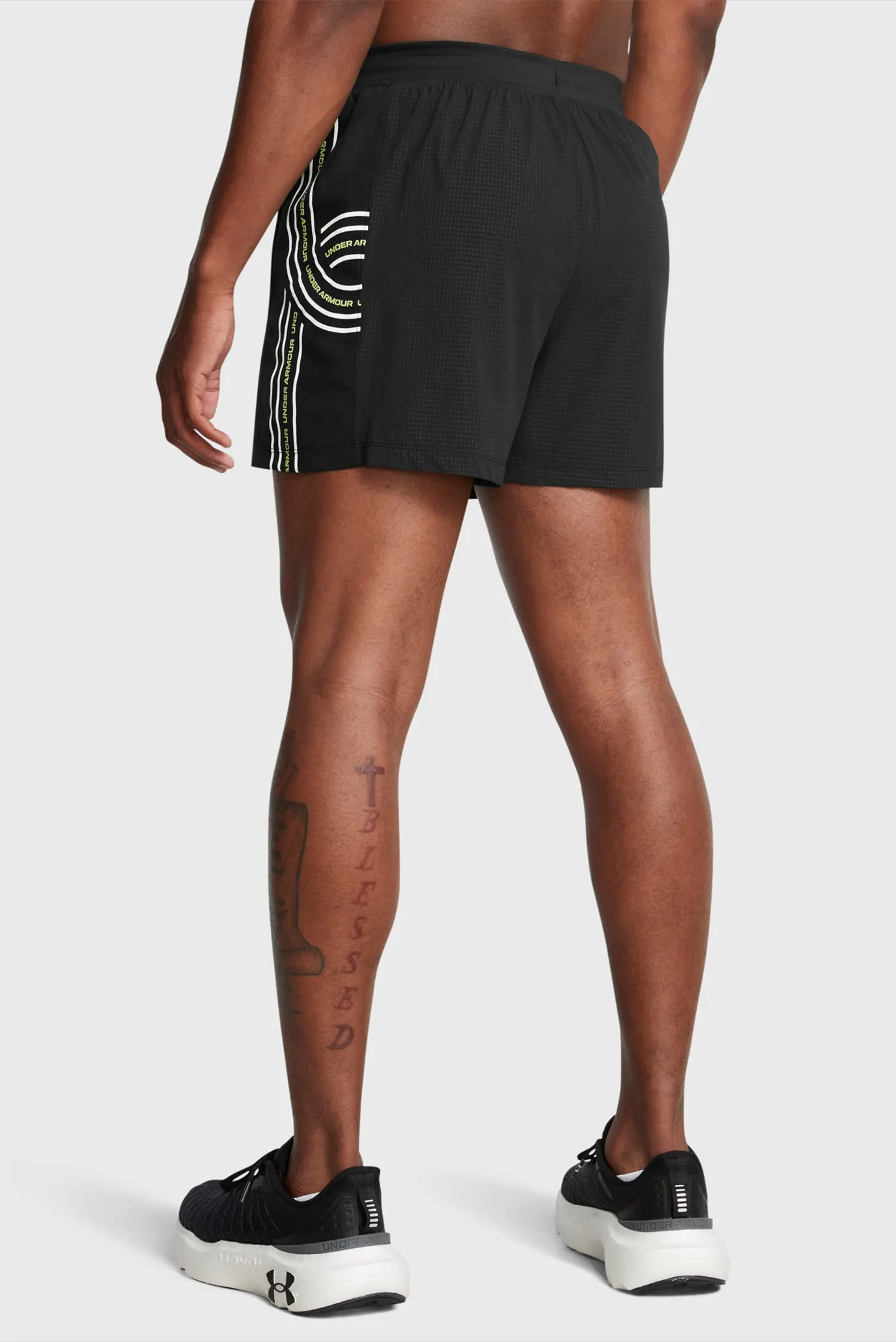 Shortik UA Run Anywhere Shorts 3