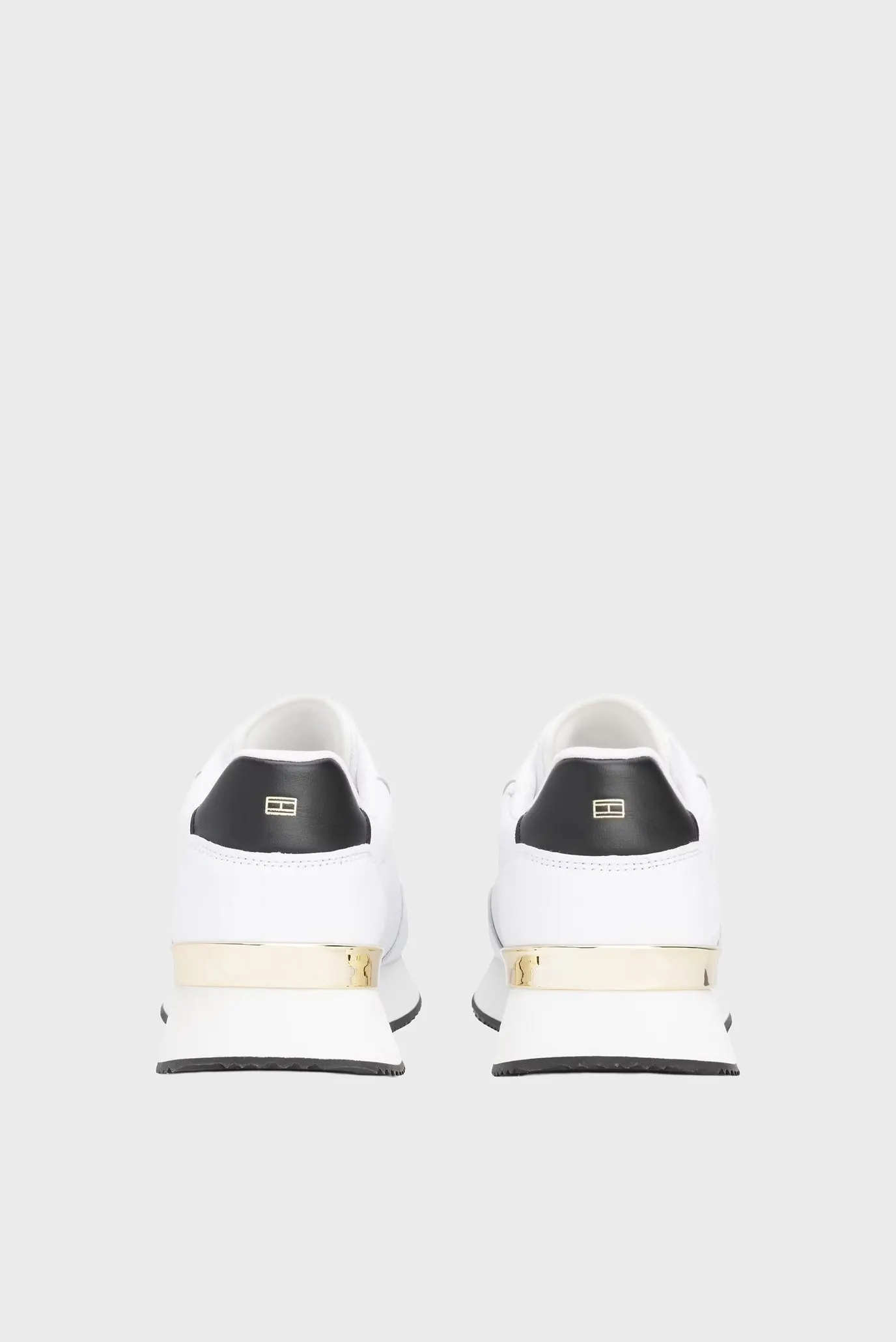 Krossovka CHIC FASHION RUNNER 4