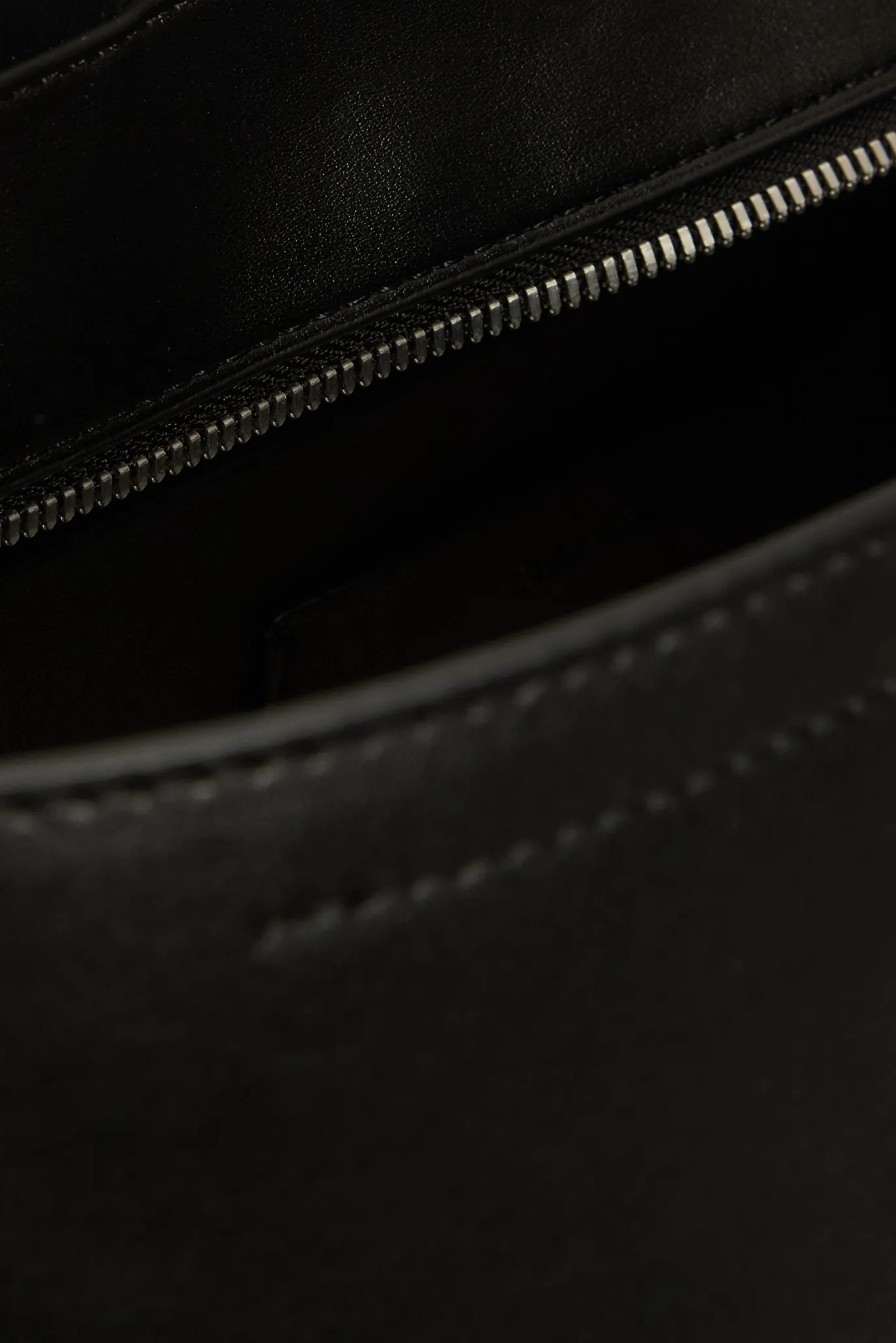 Сумка SCULPTED SLIM TOTE34 5