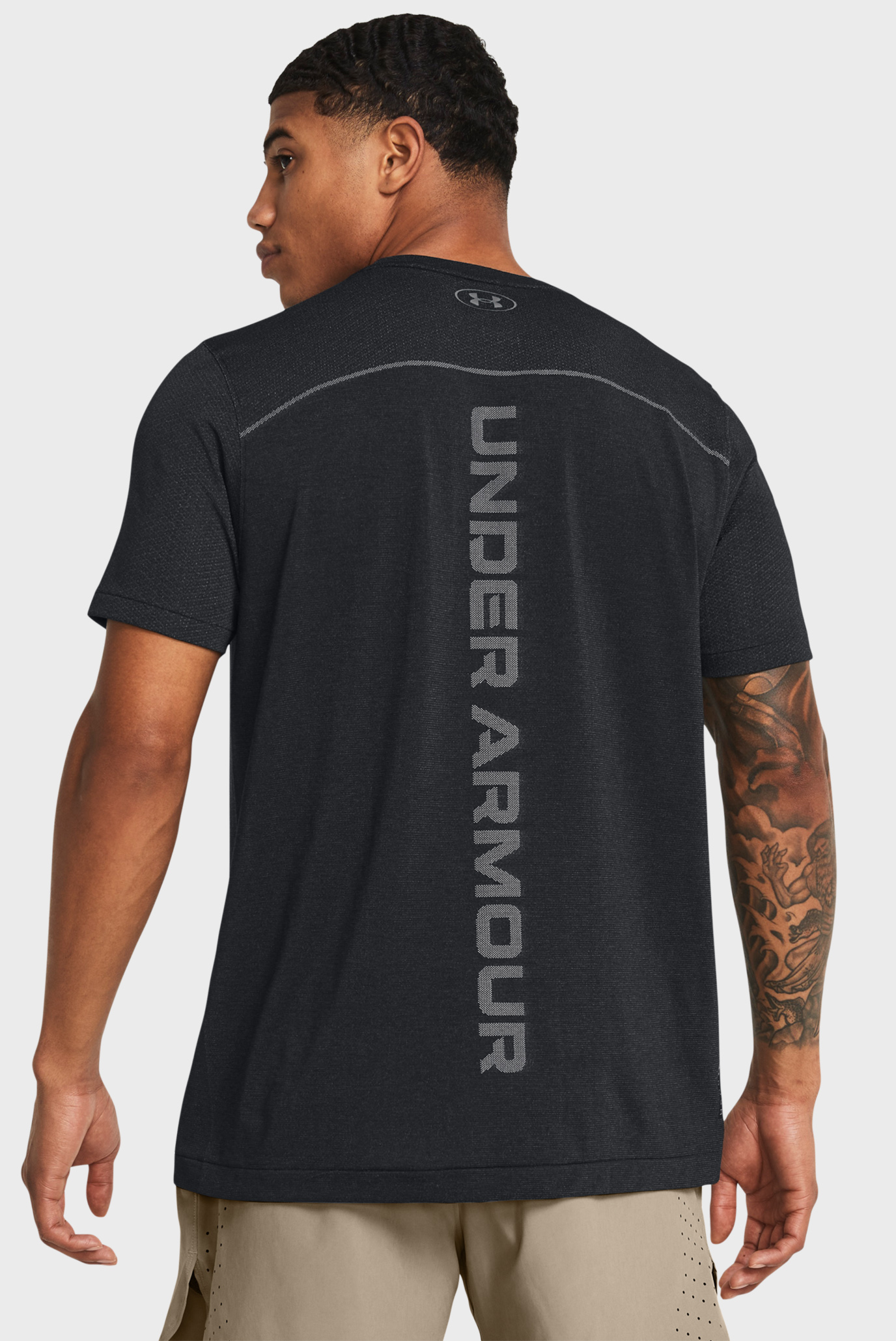 Футболка UA Rush Seamless Wordmark SSUnder Armour Футболка UA Rush Seamless Wordmark SS 2