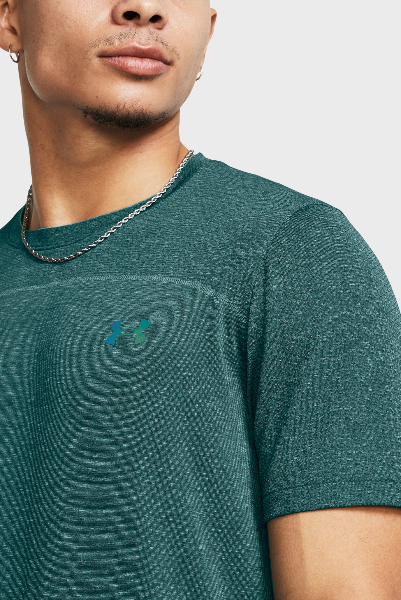 Футболка UA Rush Seamless Wordmark SSUnder Armour Футболка UA Rush Seamless Wordmark SS 4