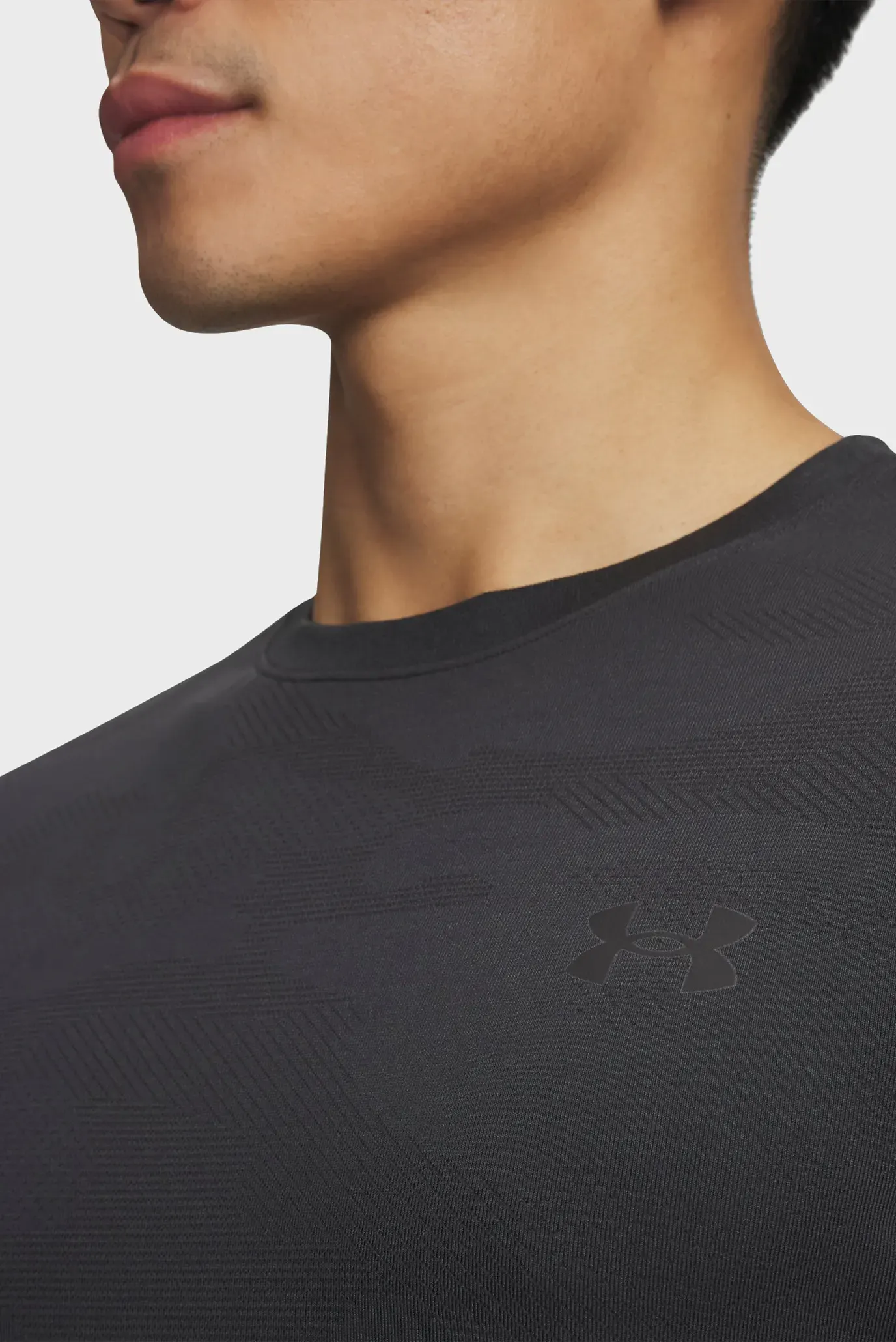 Futbolka/UA Vanish Elite Smls SS Camo-BLK 3