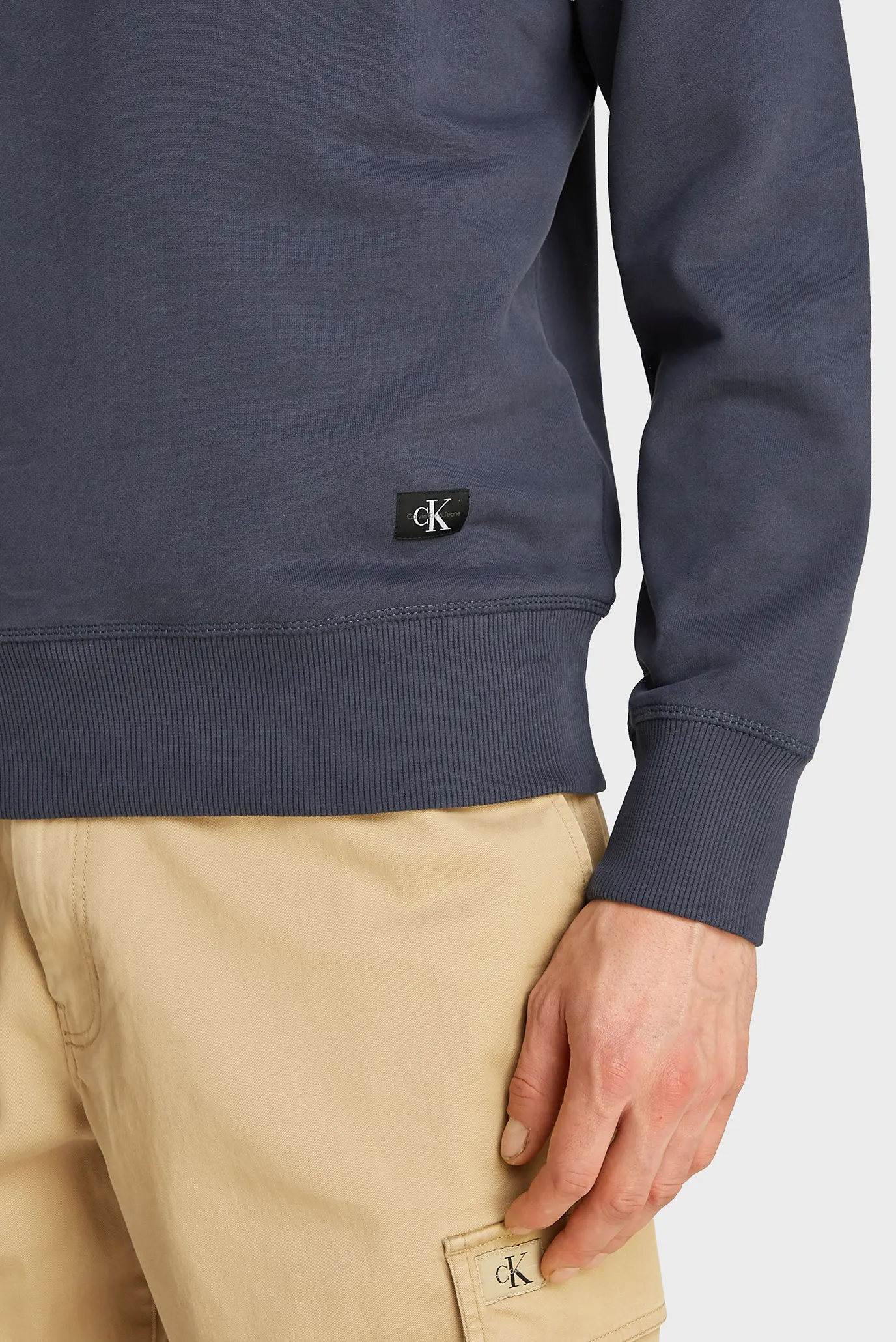 Свитшот WOVEN LABEL CREW NECK 4