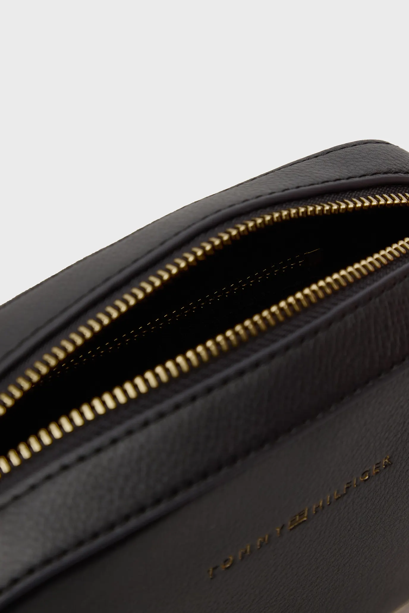 Sumka TH LOGOTAPE CAMERA BAG 6